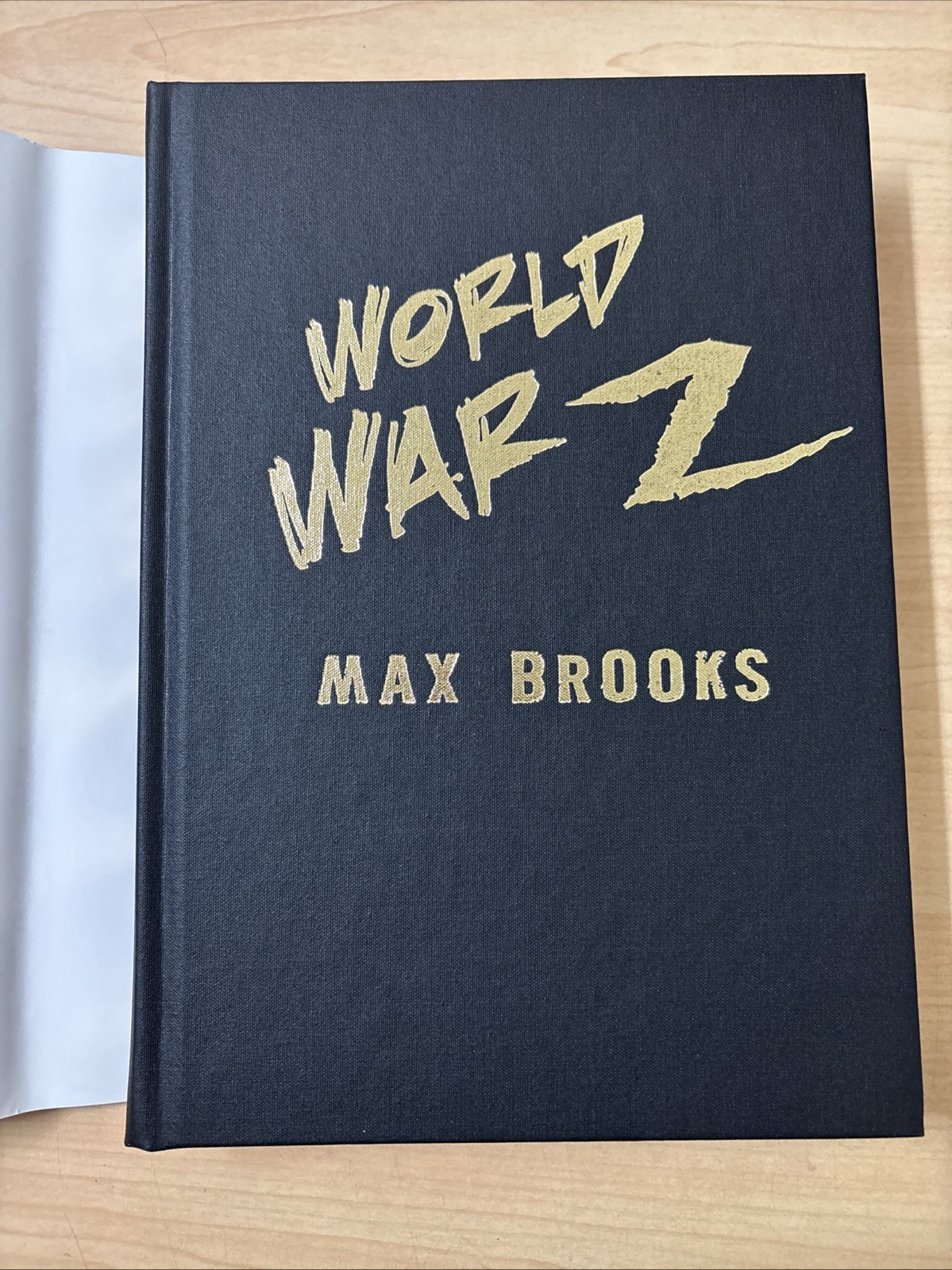 World War Z Max Brooks SIGNED Limited Edition #109/948 Cemetery Dance HC DJ 2014