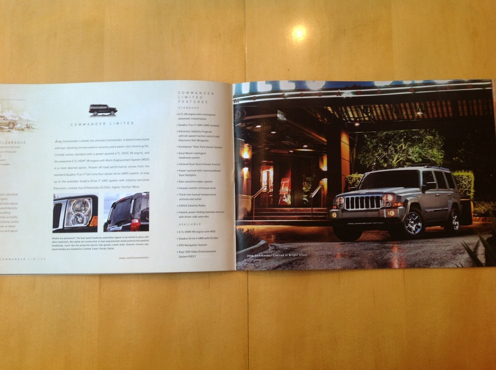 2006 Jeep Commander Limited Quadra 5.7L HEMI V8 4.7L SUV Catalog Brochure Book