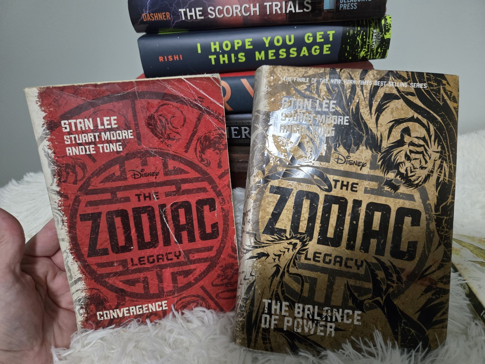 The Maze Runner Series PB YA Lot + Lord of the Flies + Stan Lee Zodiac Legacy