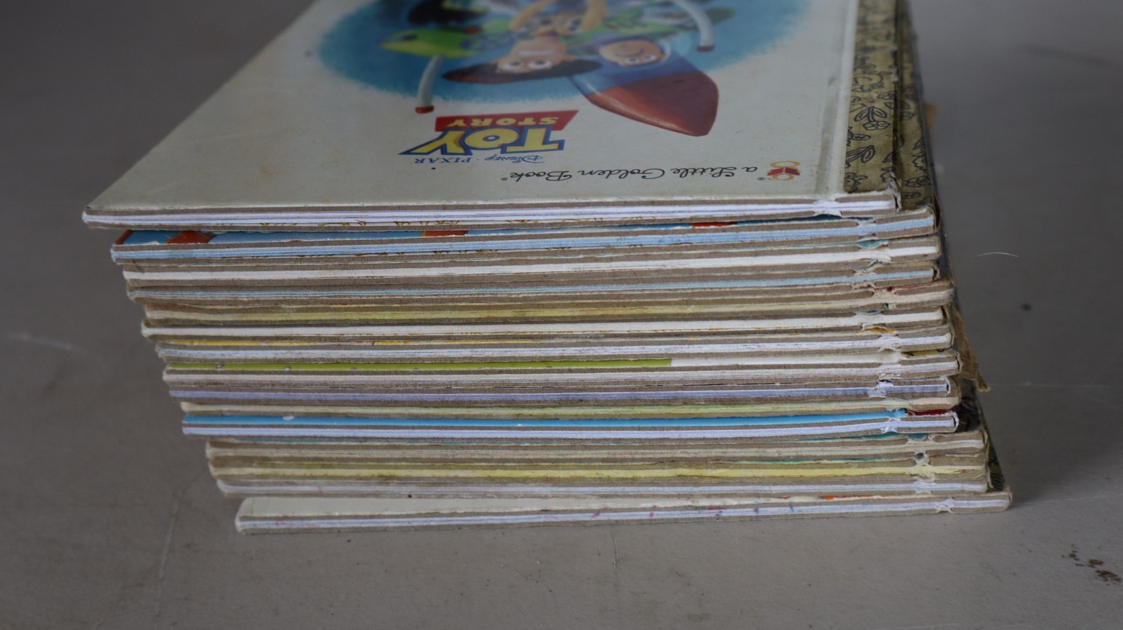 Lot of 15 Vintage Little Golden Books Miniatures Toy story Thomas the tra