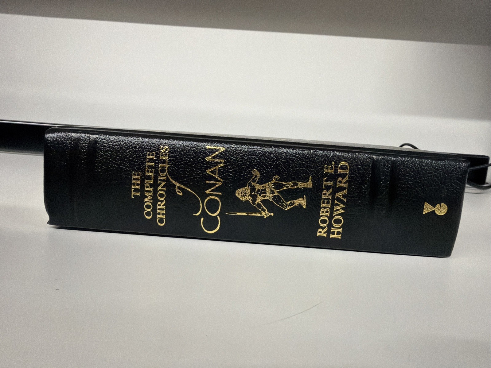 COMPLETE ILLUSTRATED CHRONICLES OF CONAN Robert E Howard Faux Leather Bound
