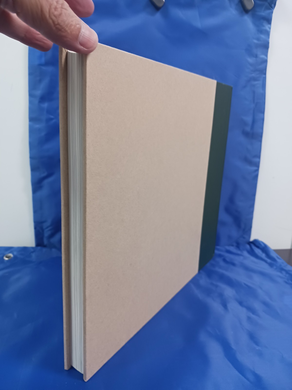 New York Stock Exchange: The First 200 Years – HC & Slipcase By James E Buck