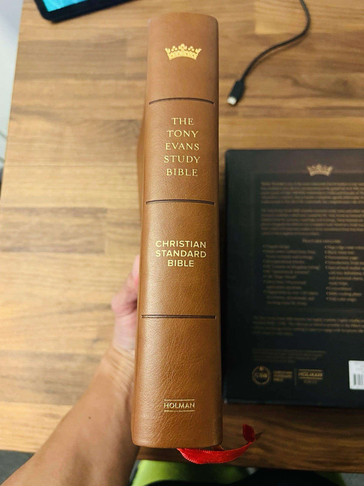 CSB Tony Evans Study Bible, British Tan LeatherTouch : Advancing God’s…