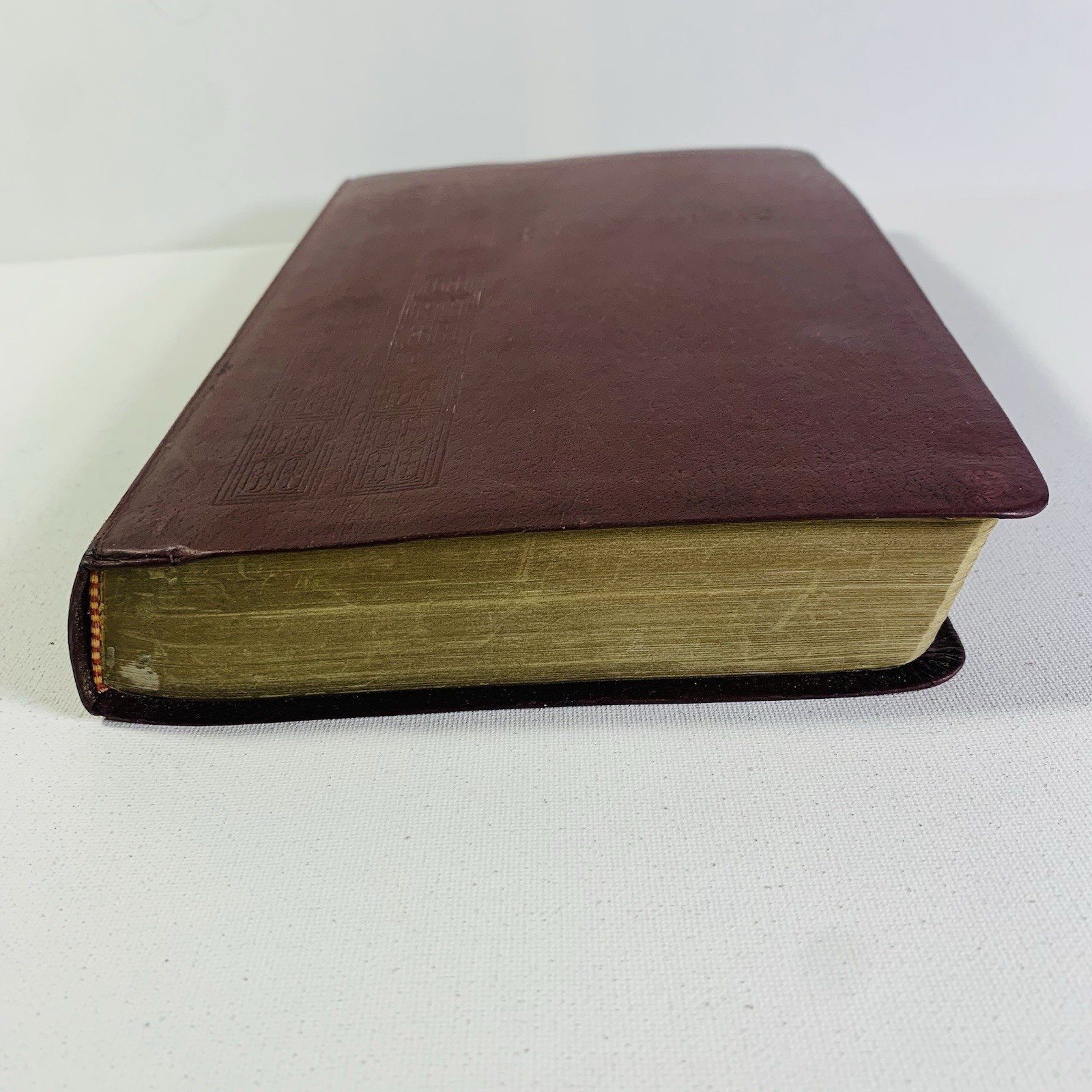 Holy Bible : Old and New Testament GIANT Print Edition Holman KJV 1990 Red Cover