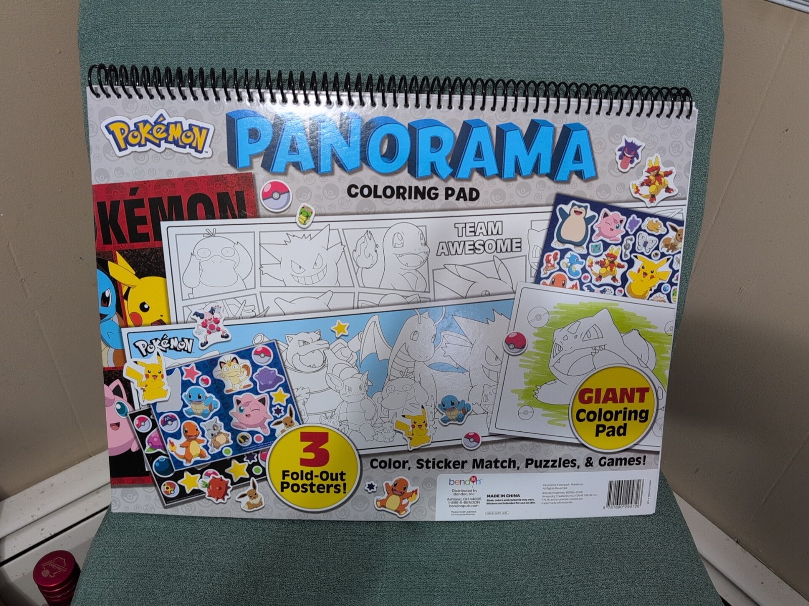 Nintendo Pokémon Giant Coloring Activity Pad Panorama Fold Out Poster & Stickers