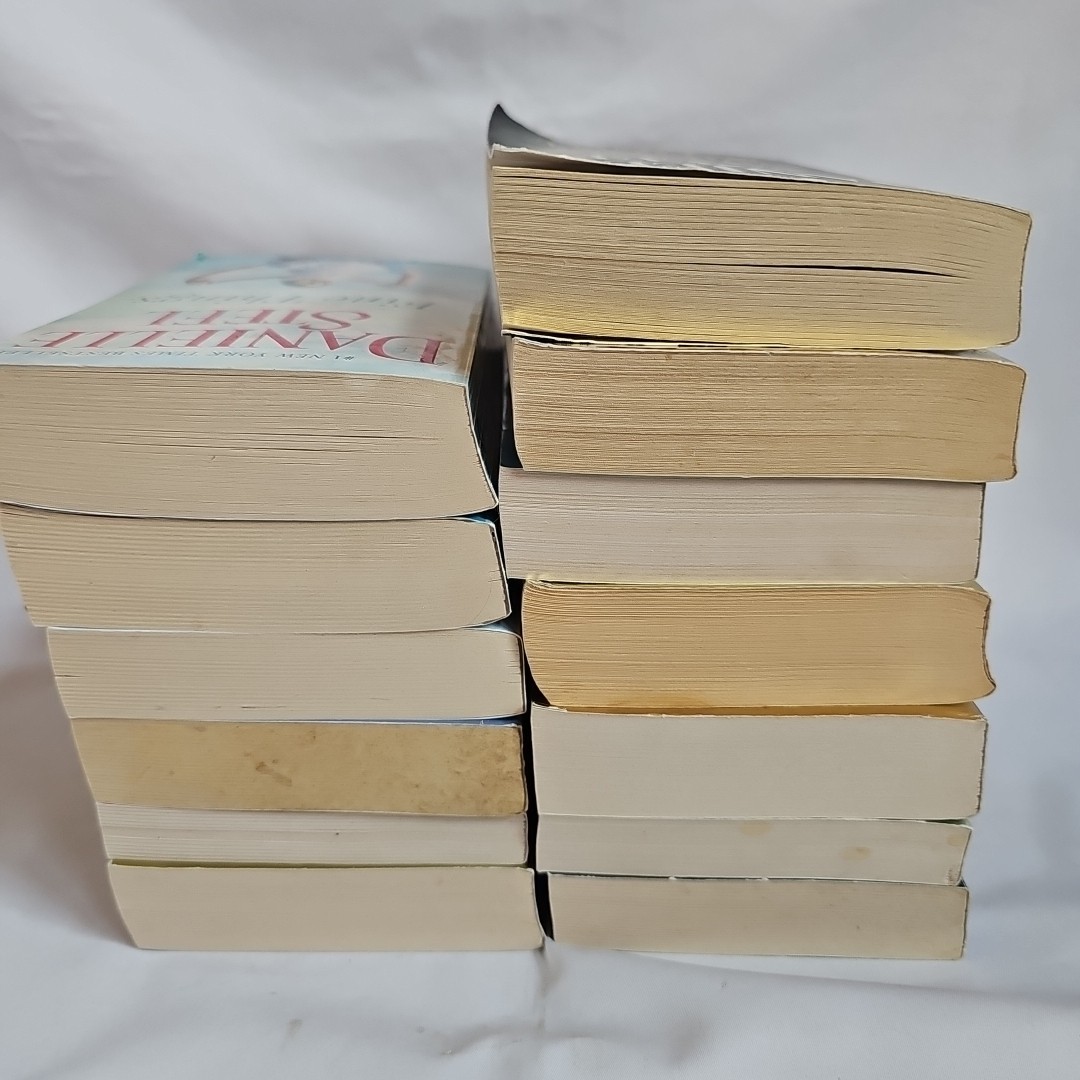 Danielle Steel – Lot Of 12 Paperbacks – Romance Suspense – Fast Shipping
