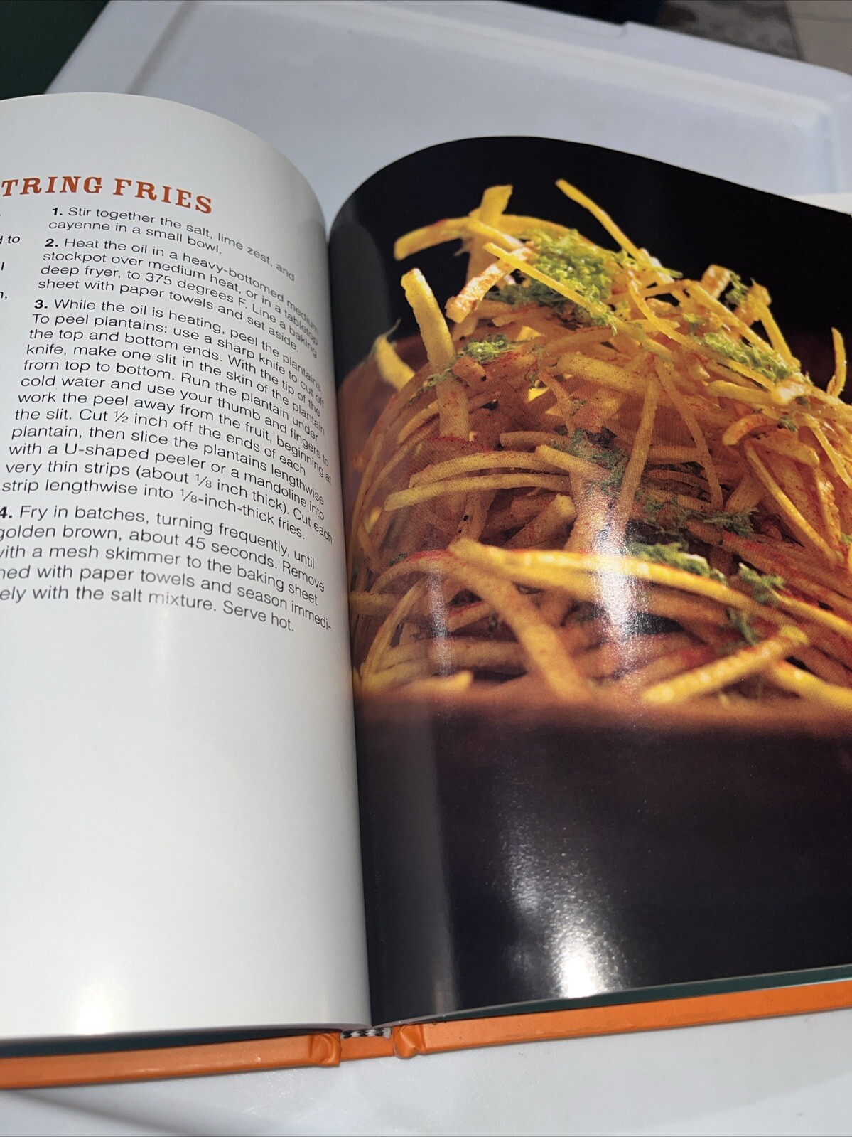 Bobby Flay Hand Signed Cookbook “ Burgers, Fries & Shakes”, 154 Pages, HC