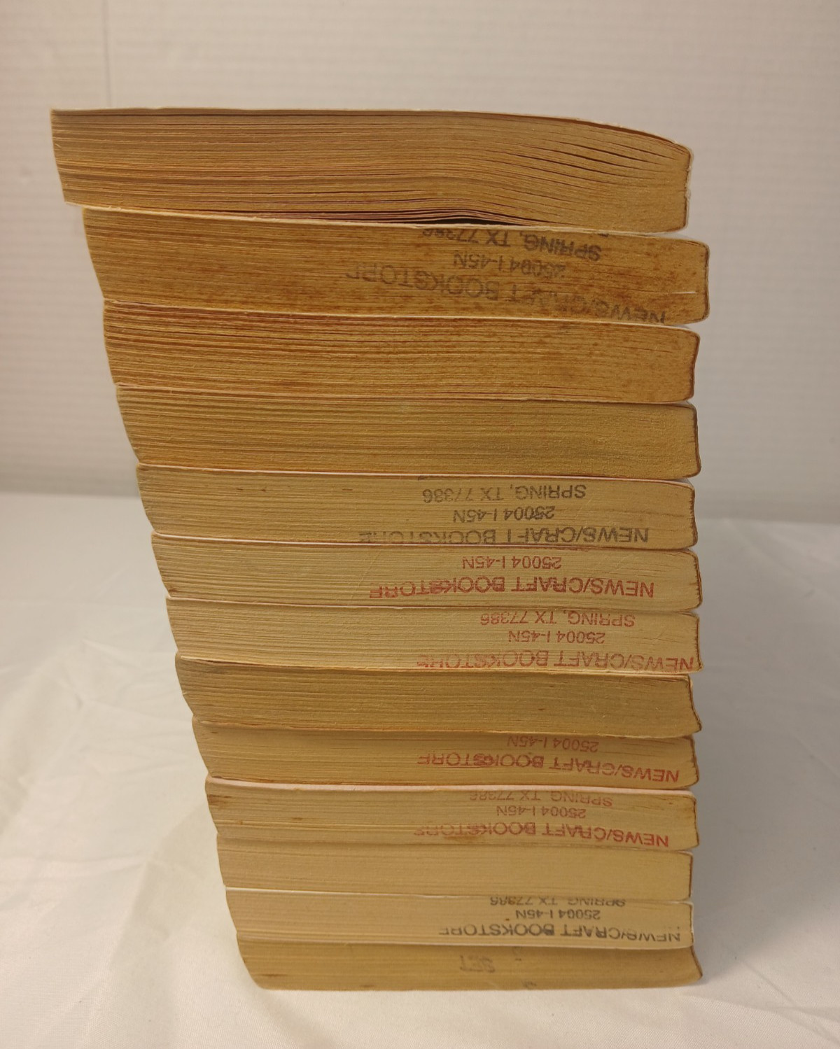 Lot of 13 The Gunsmith – J. R. Roberts – Books 131-134, 136, 138,0140-143, +3