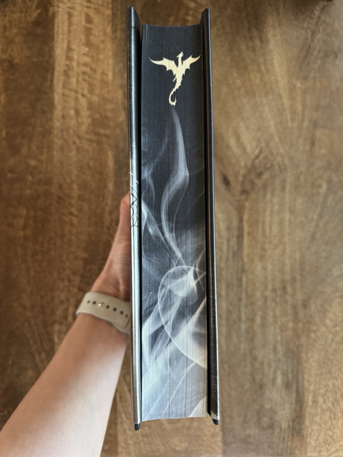 Onyx Storm By Rebecca Yarros Target Exclusive Edition Hardcover Sprayed Edges