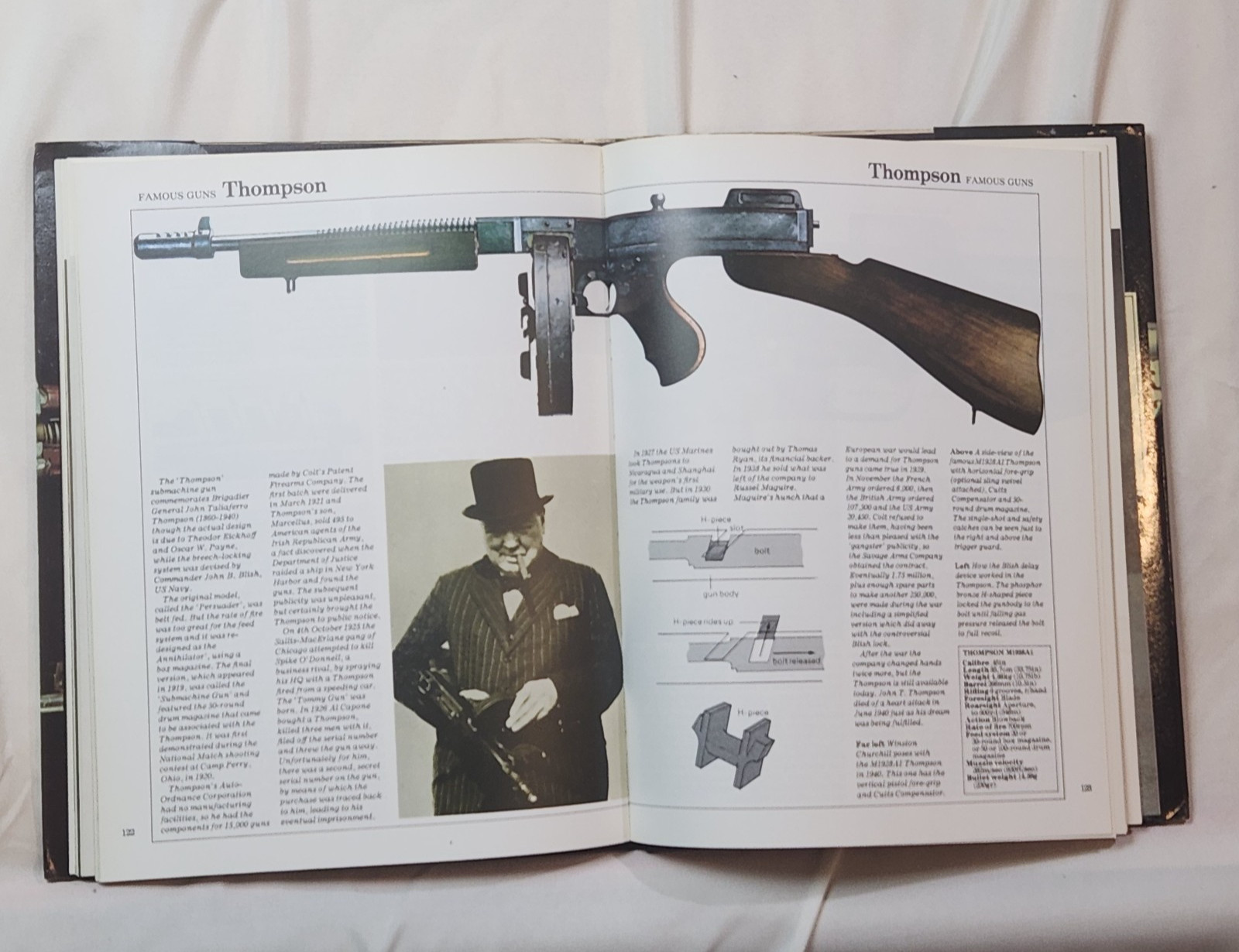 Guns and How They Work – Ian V. Hogg – Hardcover – Illustrated Firearms Guide