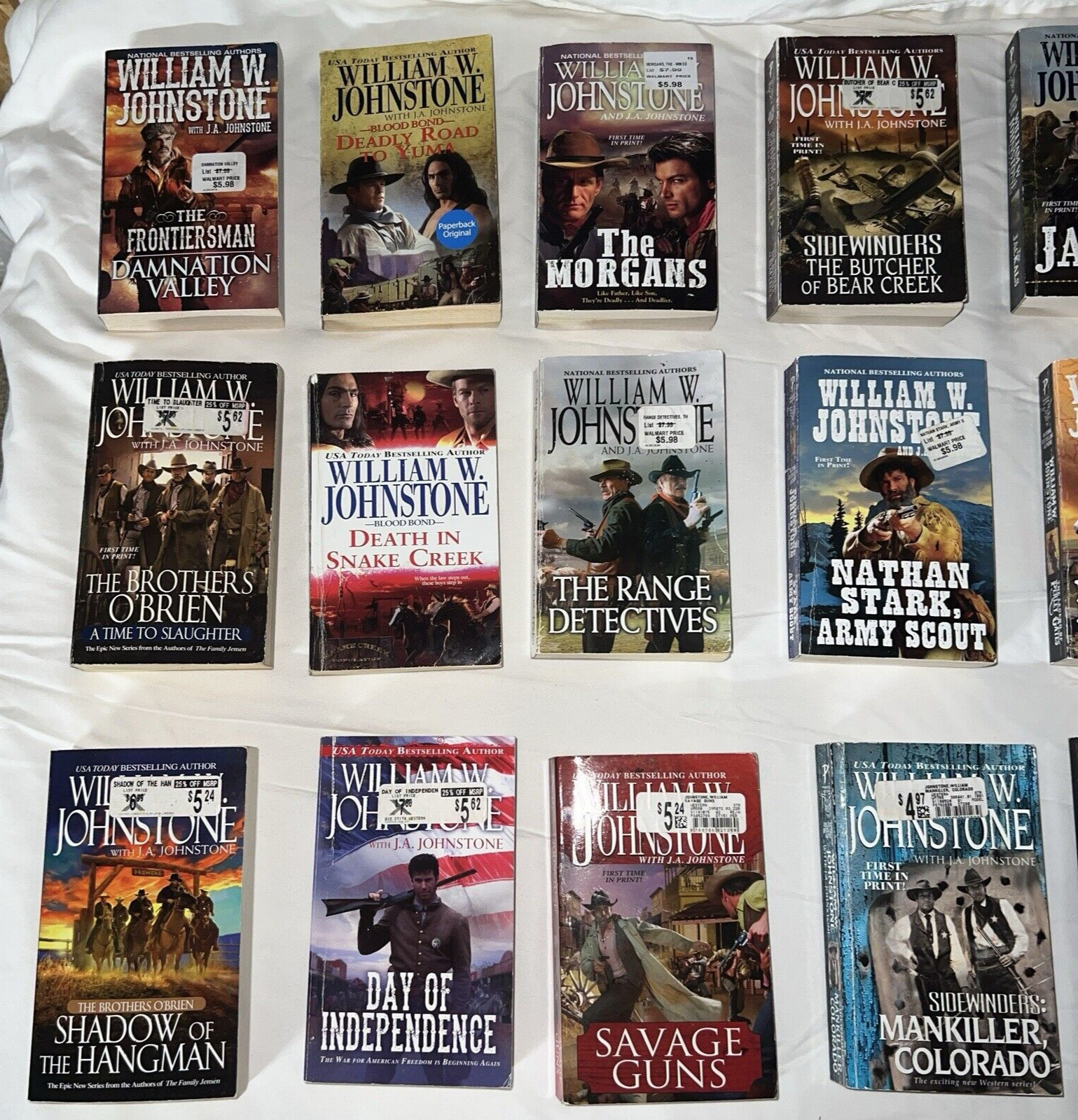 Lot of 20 William W. Johnstone Western Paperback Books Multiple Titles Reading