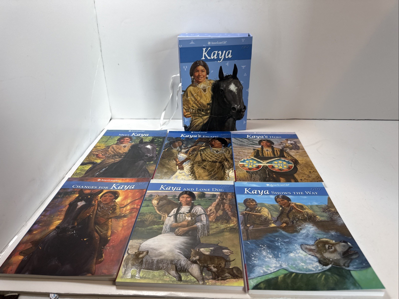 KAYA: 1764 (AMERICAN GIRL) By Janet Shaw & Bill Farnsworth With Game Pieces