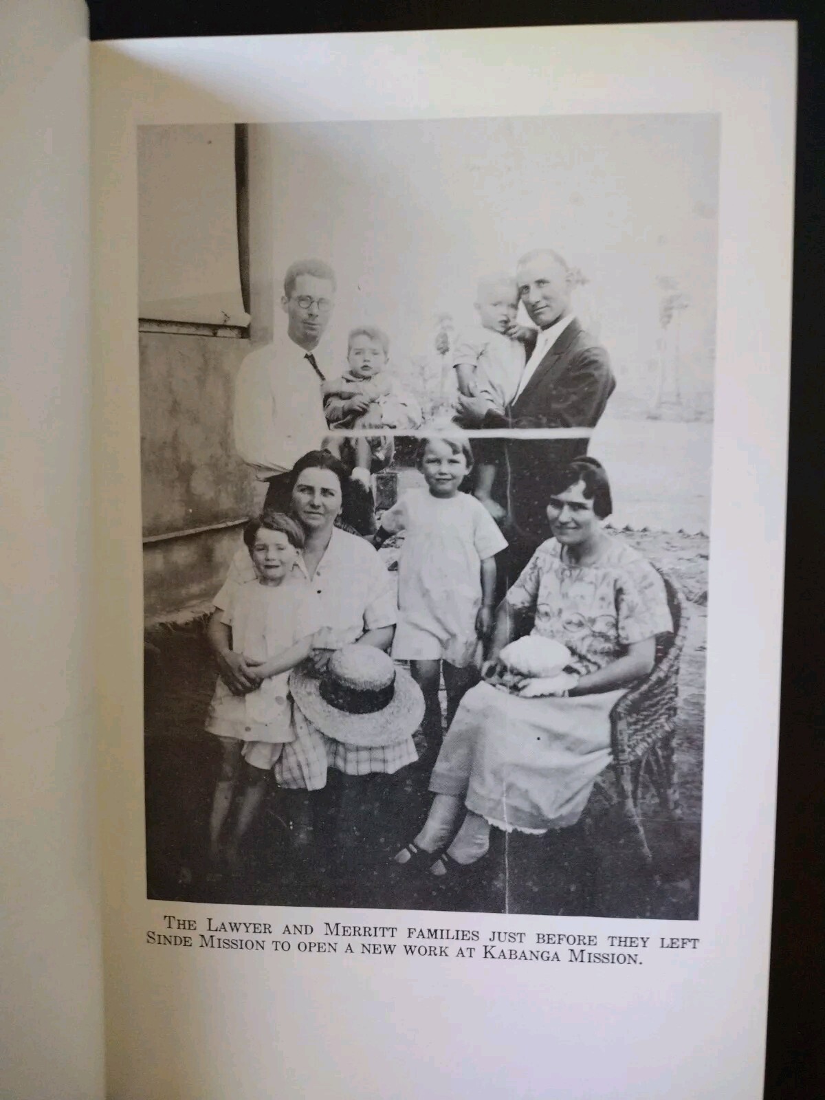 THE DEW BREAKERS. Dow Merritt. 1971. HCDJ. (Missions Work – Zambia)