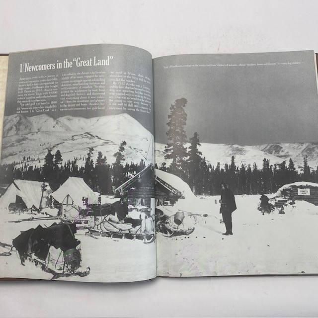 Time-Life The Alaskans 1977 Old West Series HC Illustrated Book