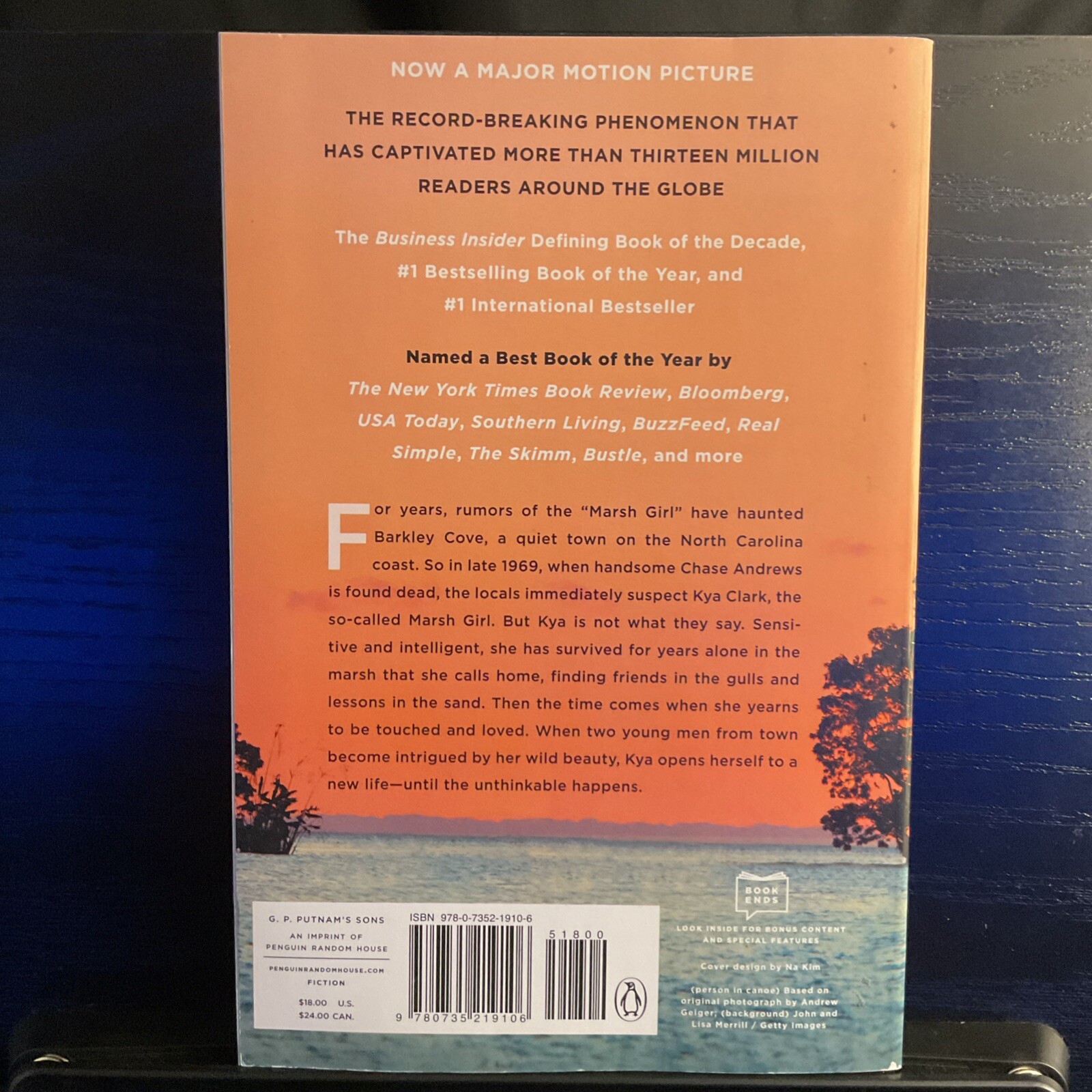 Where the Crawdads Sing – Paperback By Owens, Delia – VERY GOOD