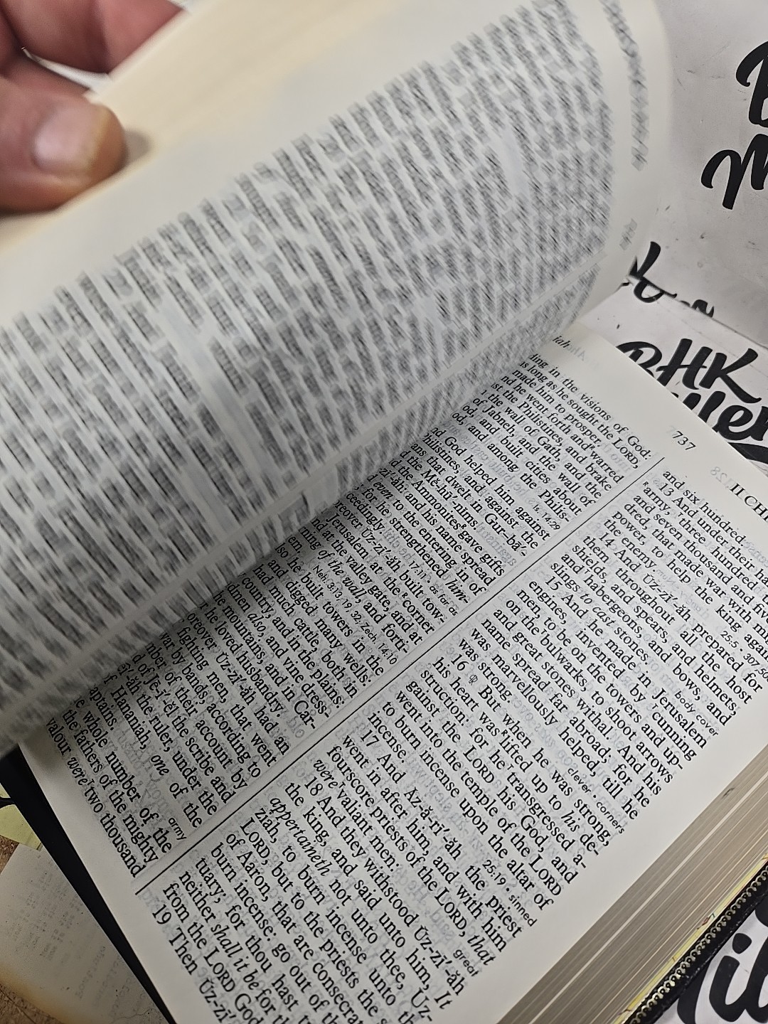 Holy Bible Reference Edition 1976 KJV Giant Print Thomas Nelson W/Bookmark