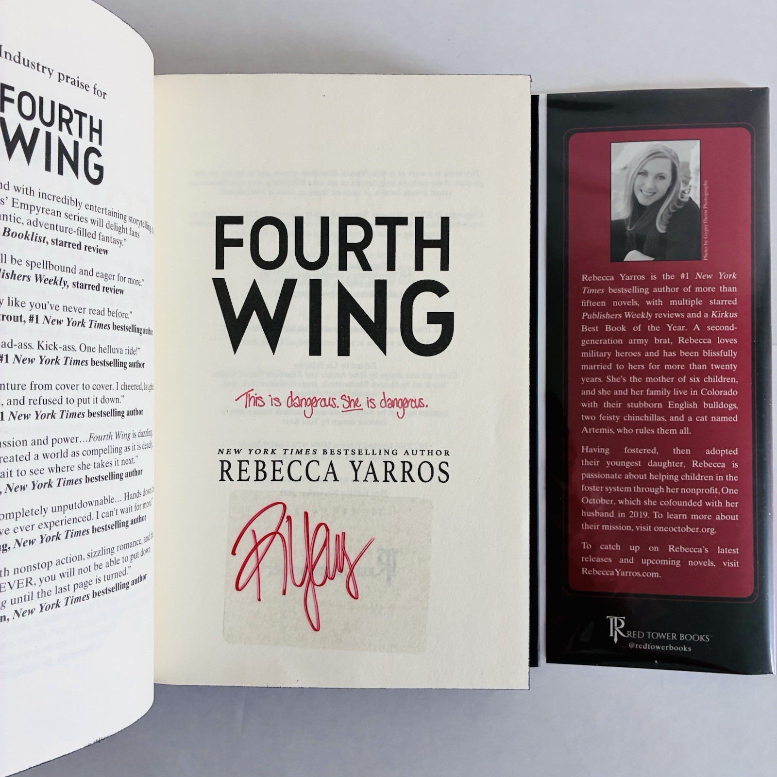 Fourth Wing Holiday Edition Rebecca Yarros SIGNED & STAMPED QUOTE First Print