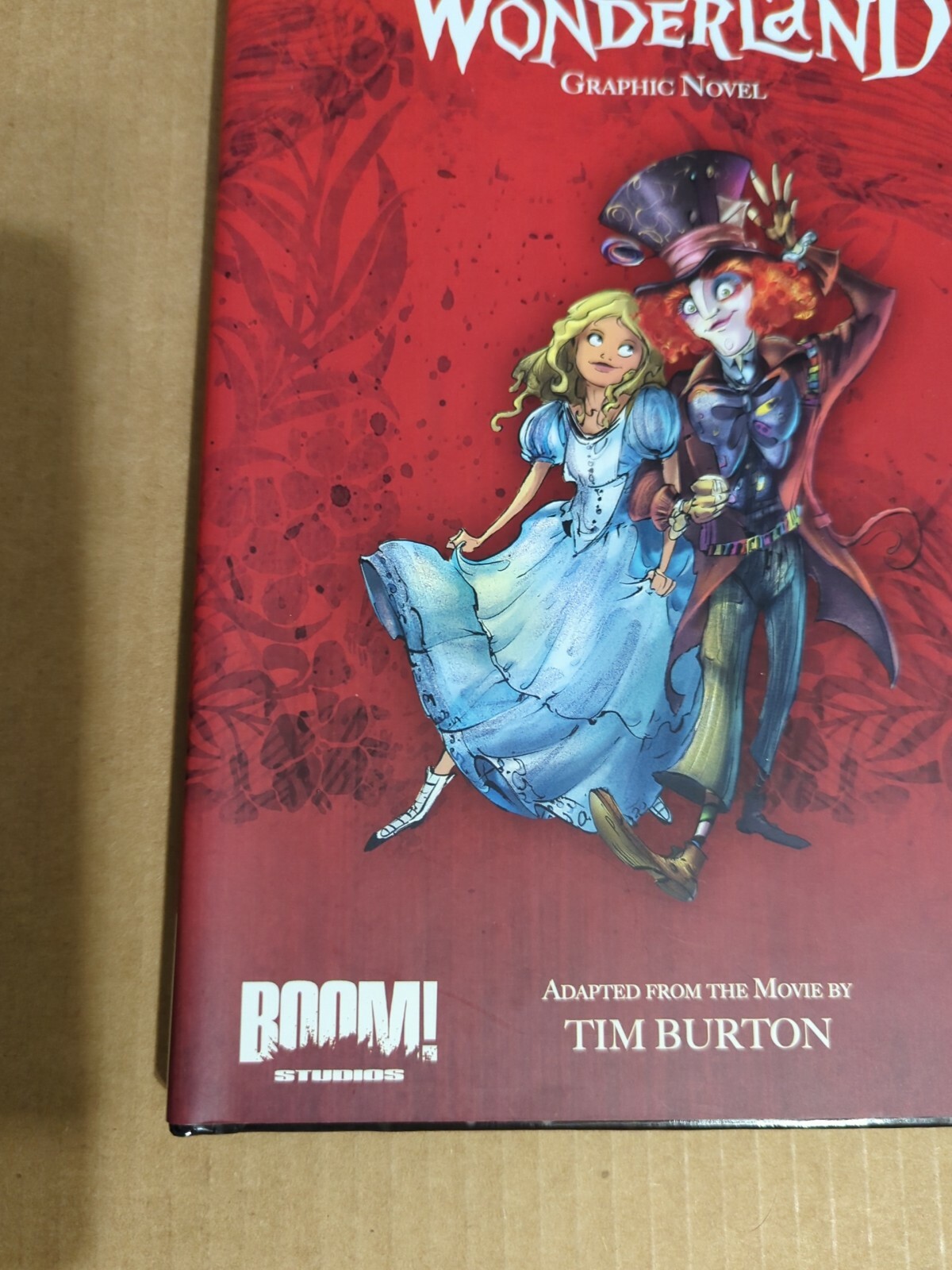 Boom! Studios comic Disney Alice in Wonderland Alessandro Ferrari 2010 Hardcover