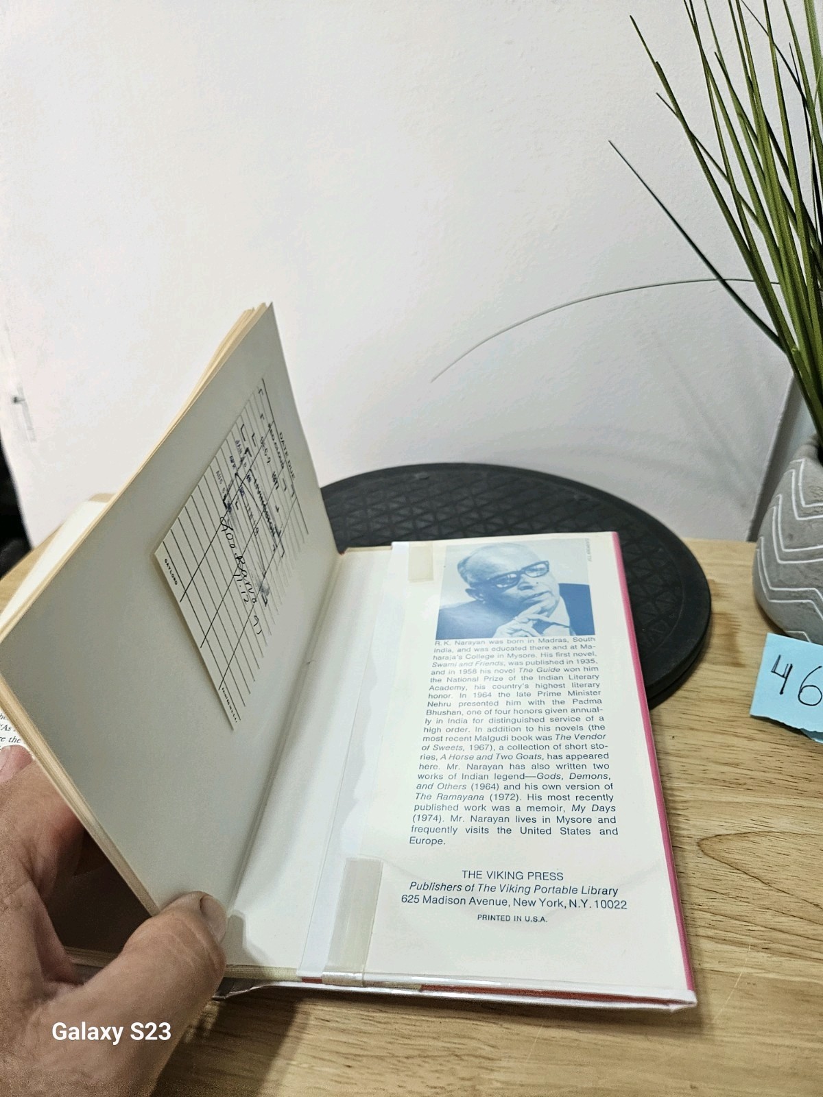 THE PAINTER OF SIGNS By R. K. Narayan 1976 Hardcover Dust Jacket