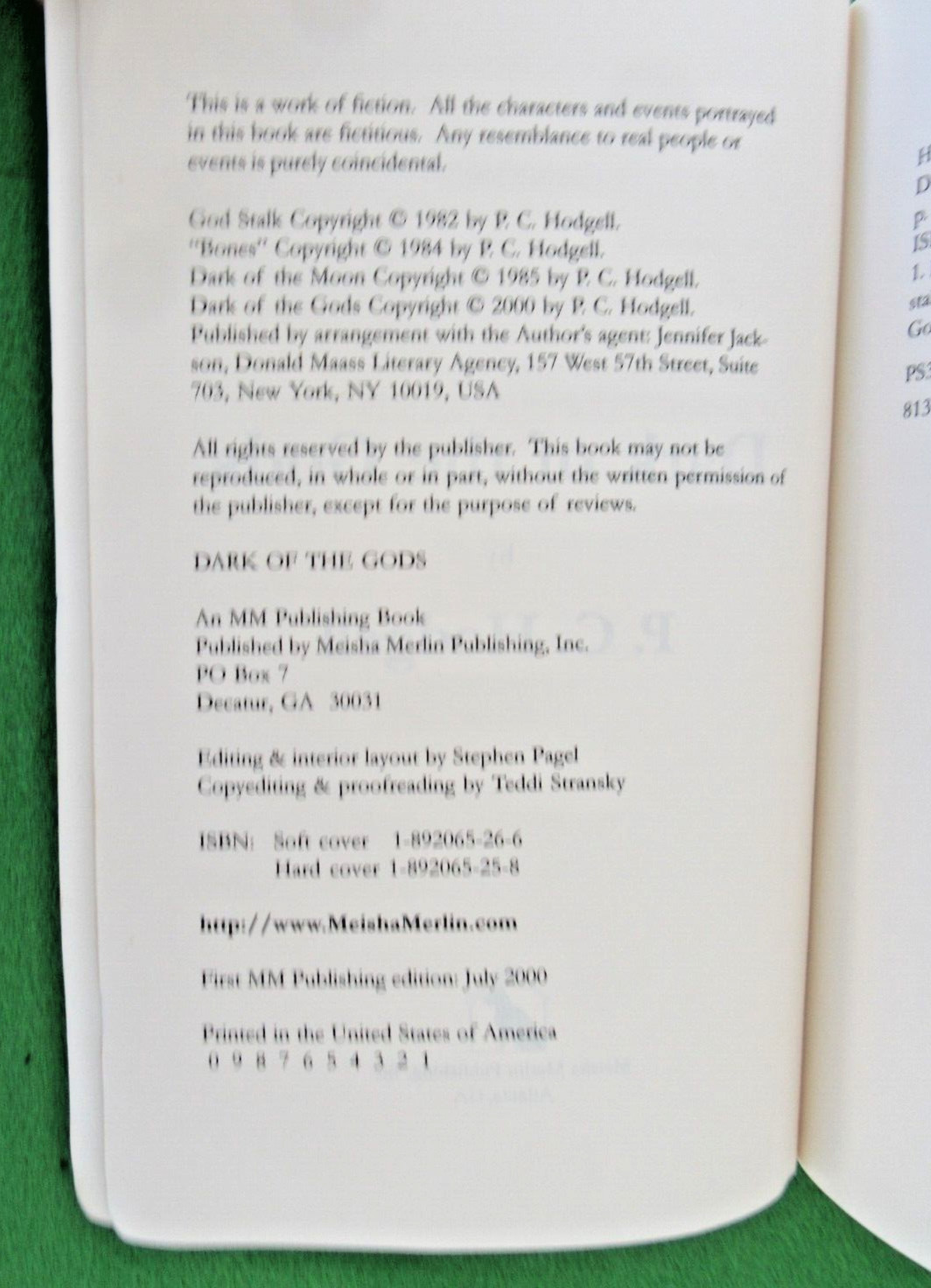 DARK OF THE GODS BY P.C. HODGELL – TRADE PB KENCYRATH OMNIBUS #1 GOD STALK; #2..