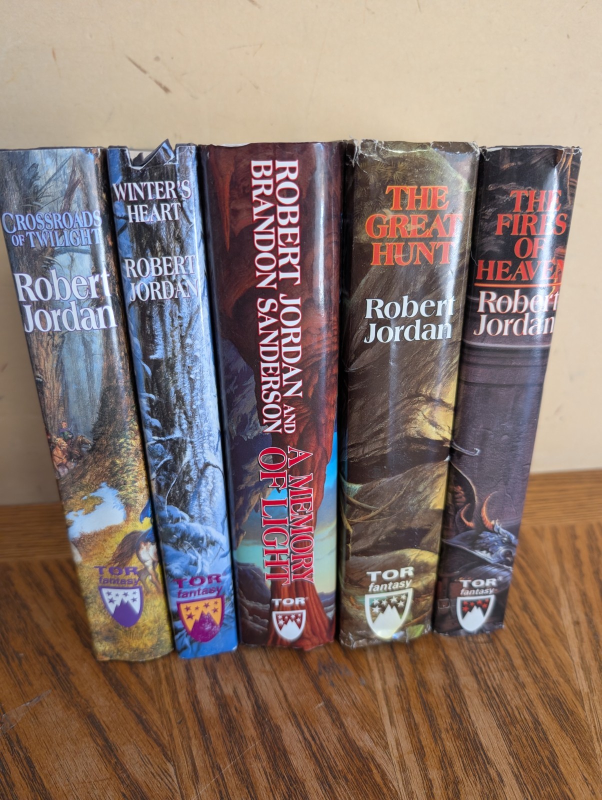Robert Jordan THE WHEEL OF TIME Series Lot of 5 Set HC Books
