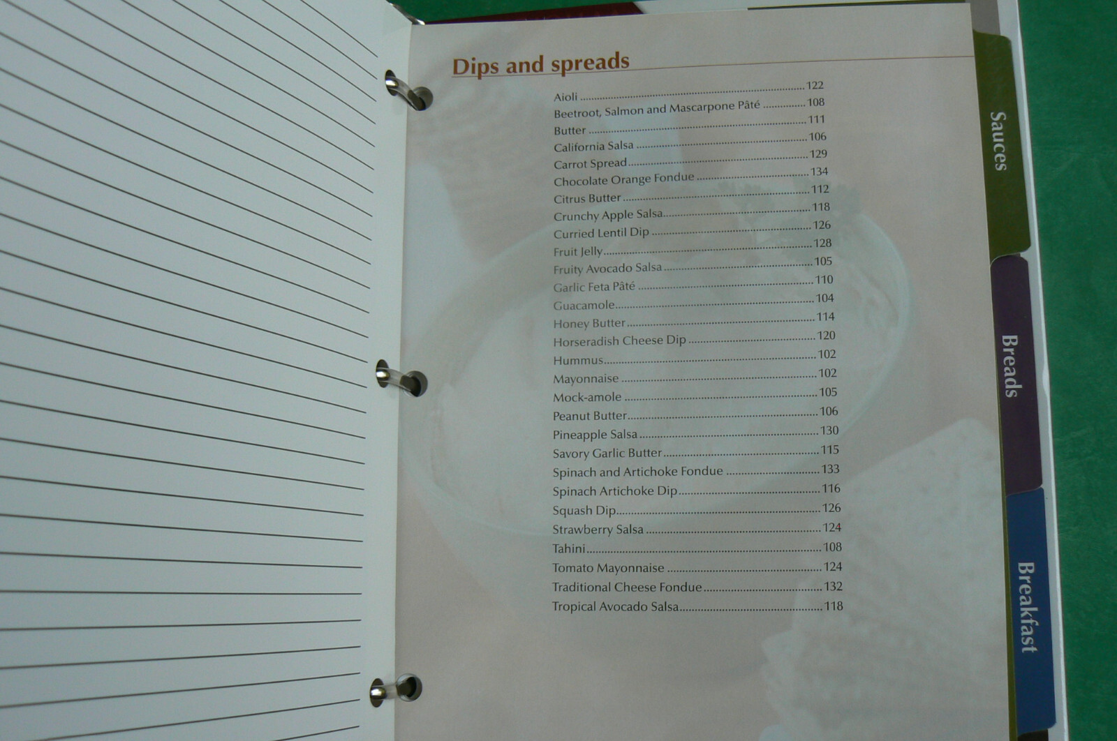 VITA-MIX 5200 lg.3-ring binder w/Tabs Cookbook 300+pages+Whole Grains ckbk,easel
