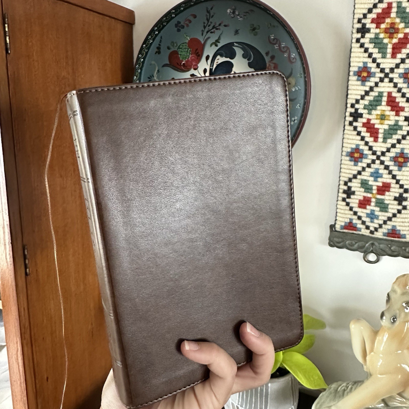 ESV Study Bible Trutone Brown 2016 Edition Gold Pages Bookmark English Standard