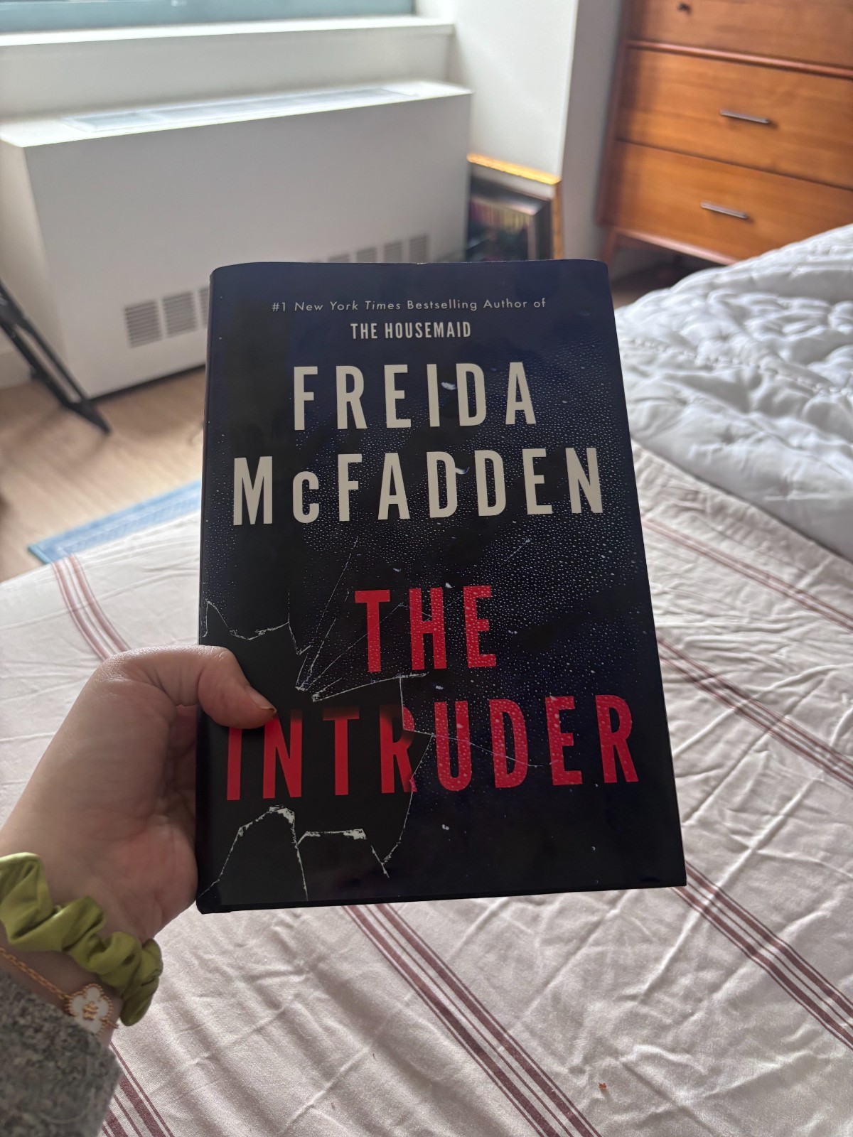 The Intruder by Freida McFadden (2025, Hardcover)