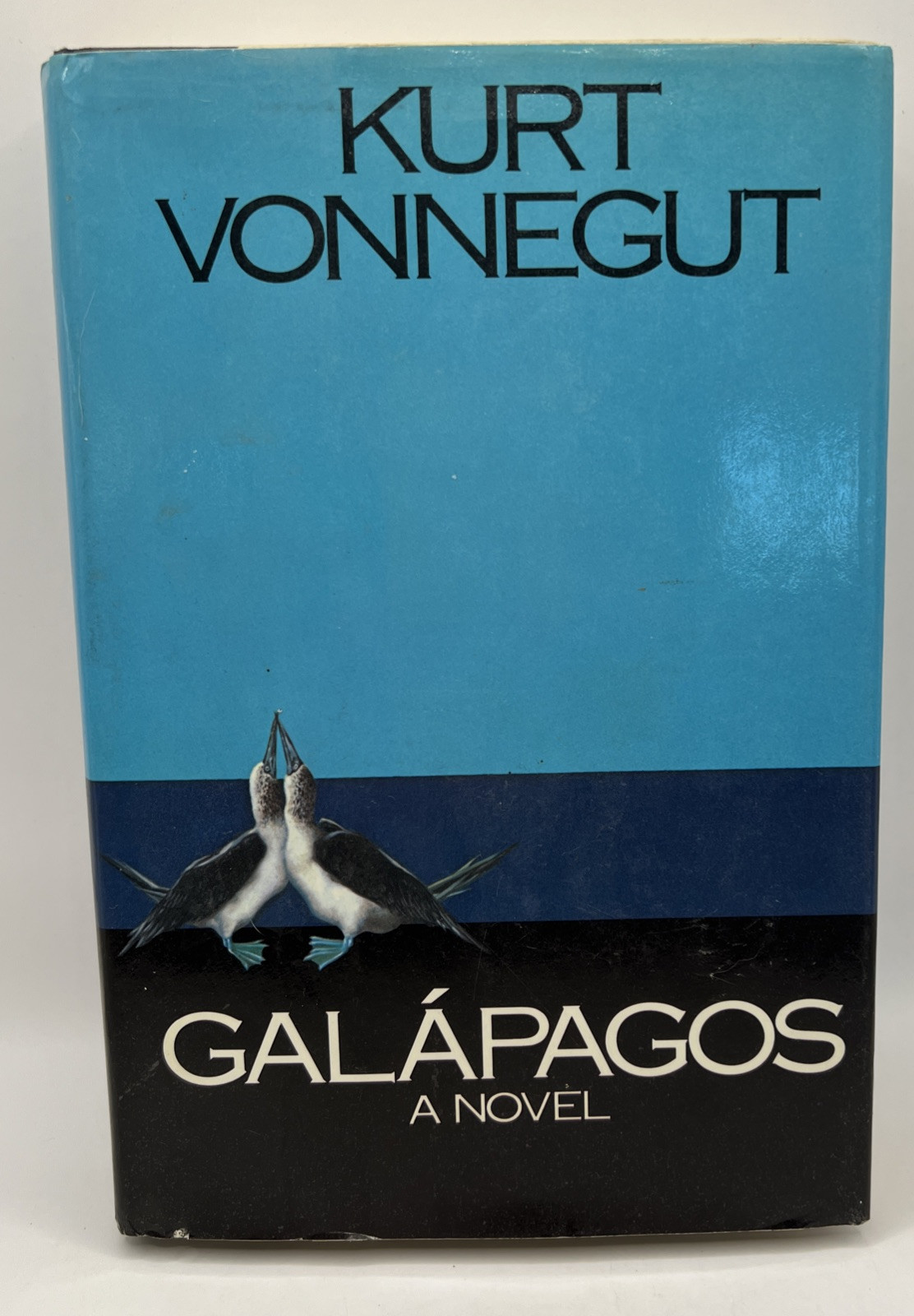 Kurt Vonnegut GALAPAGOS vintage 1985 1st edition Hardback Dust Jacket