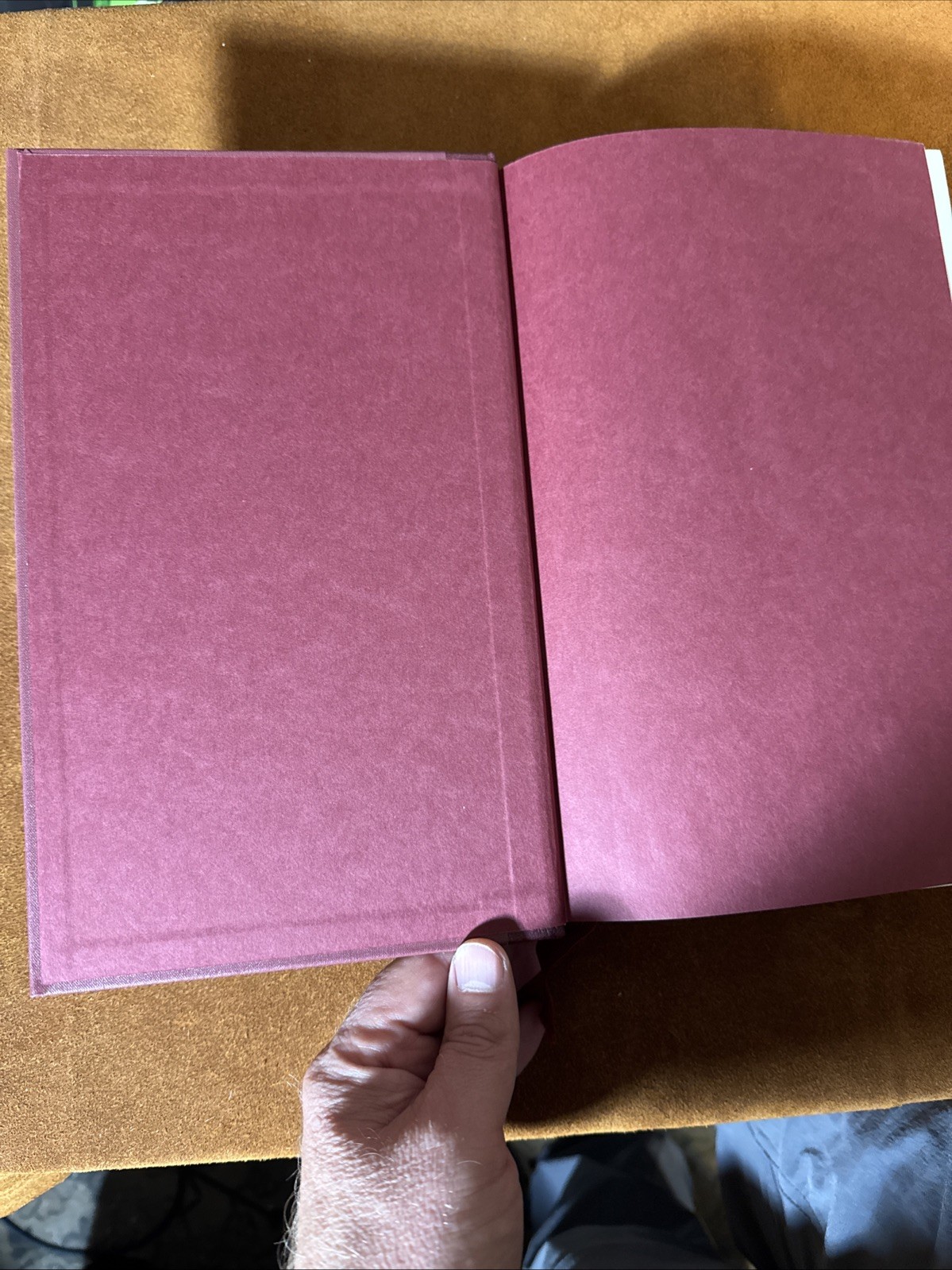 Oliver Twist; Charles Dickens, Folio Society, 2004, 1/4 Leather