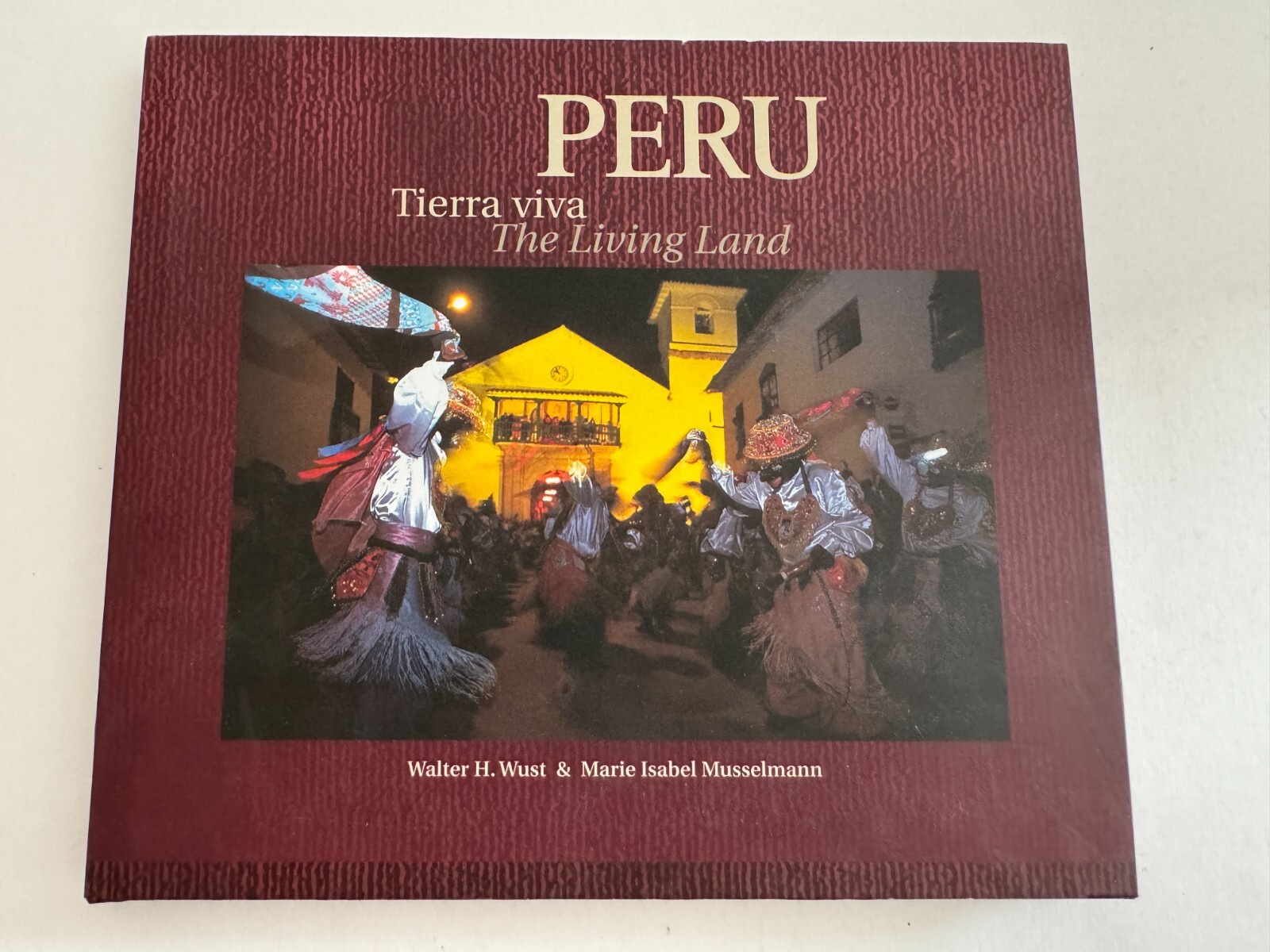 Peru The Living Land Book Tierra Viva Andes Amazon Plains English and Spanish