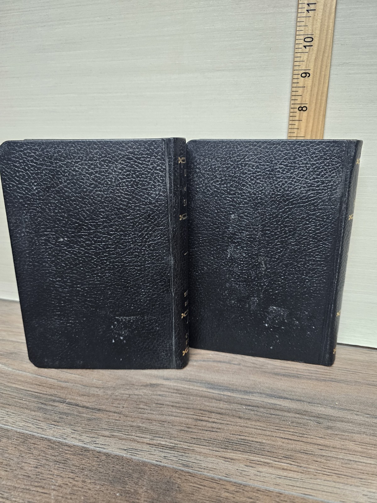 1961 Lives of the Saints, Library Catholic Devotion. Decorative, Religious Books