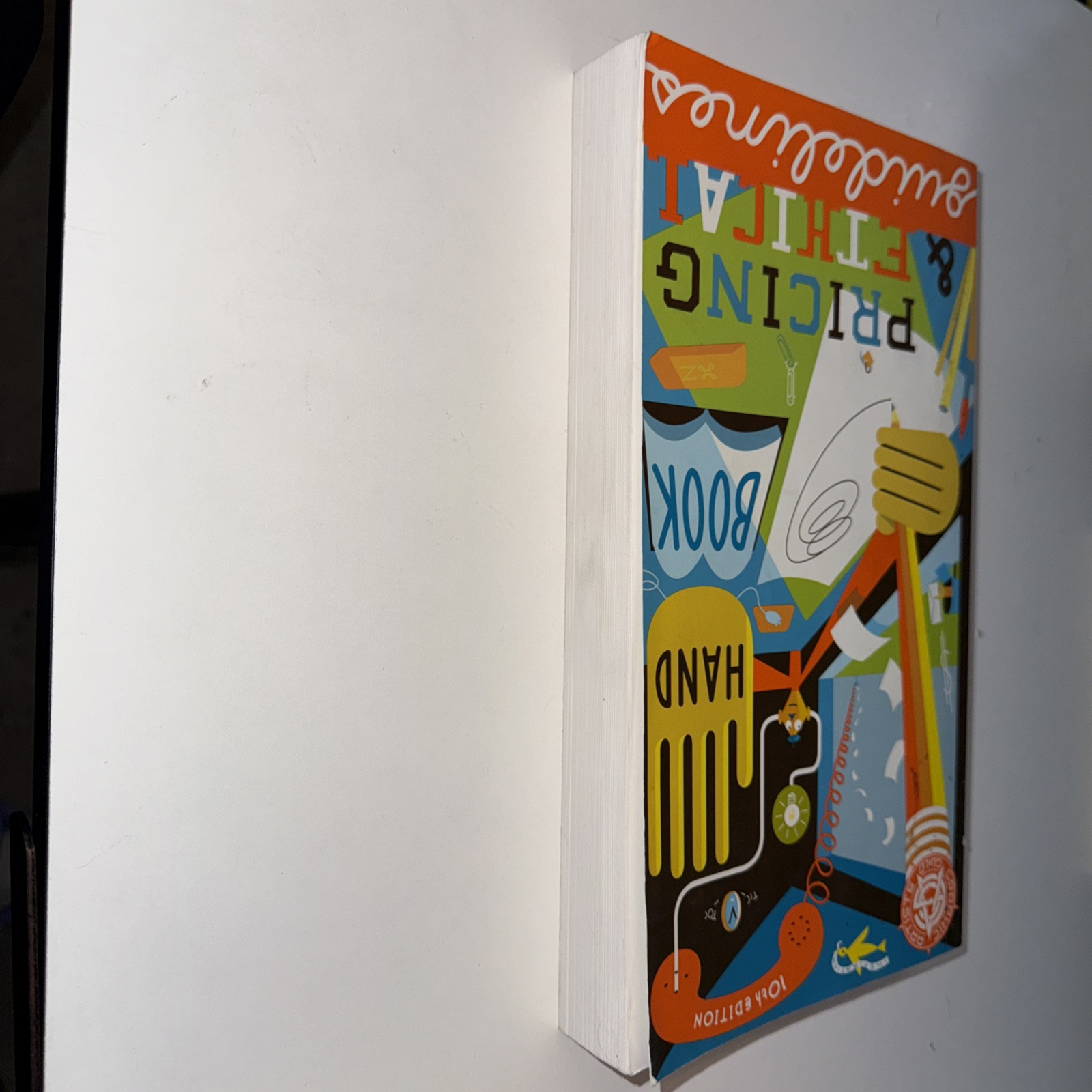 Graphic Artists Guild Handbook : Pricing & Ethical Guidelines, Paperback