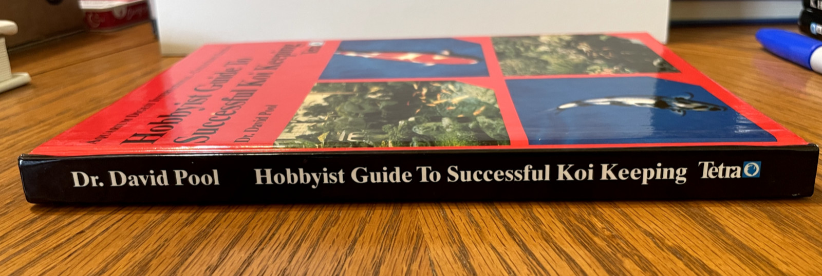 Hobbyist Guide to Successful Koi by Dr. David Pool (Hardcover) 116 Pages Tetra
