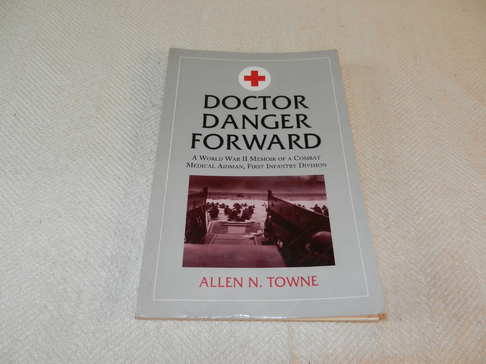 WW II 1942-45 1st division 18th Infantry Medic „DOCTOR DANGER FORWARD“