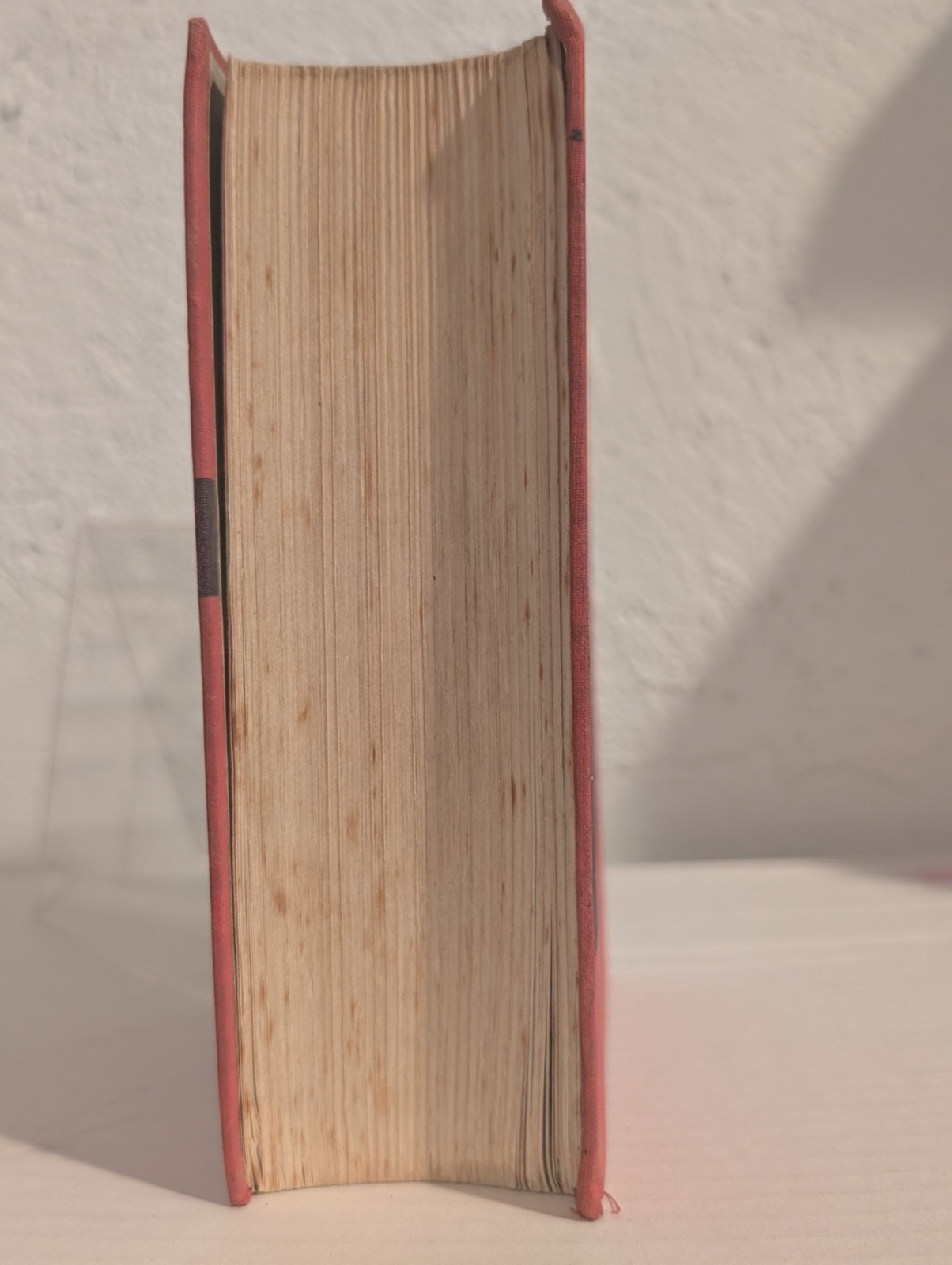 Munjid Dictionary Arabic to Arabic – First Edition Hard Cover 14 cm.