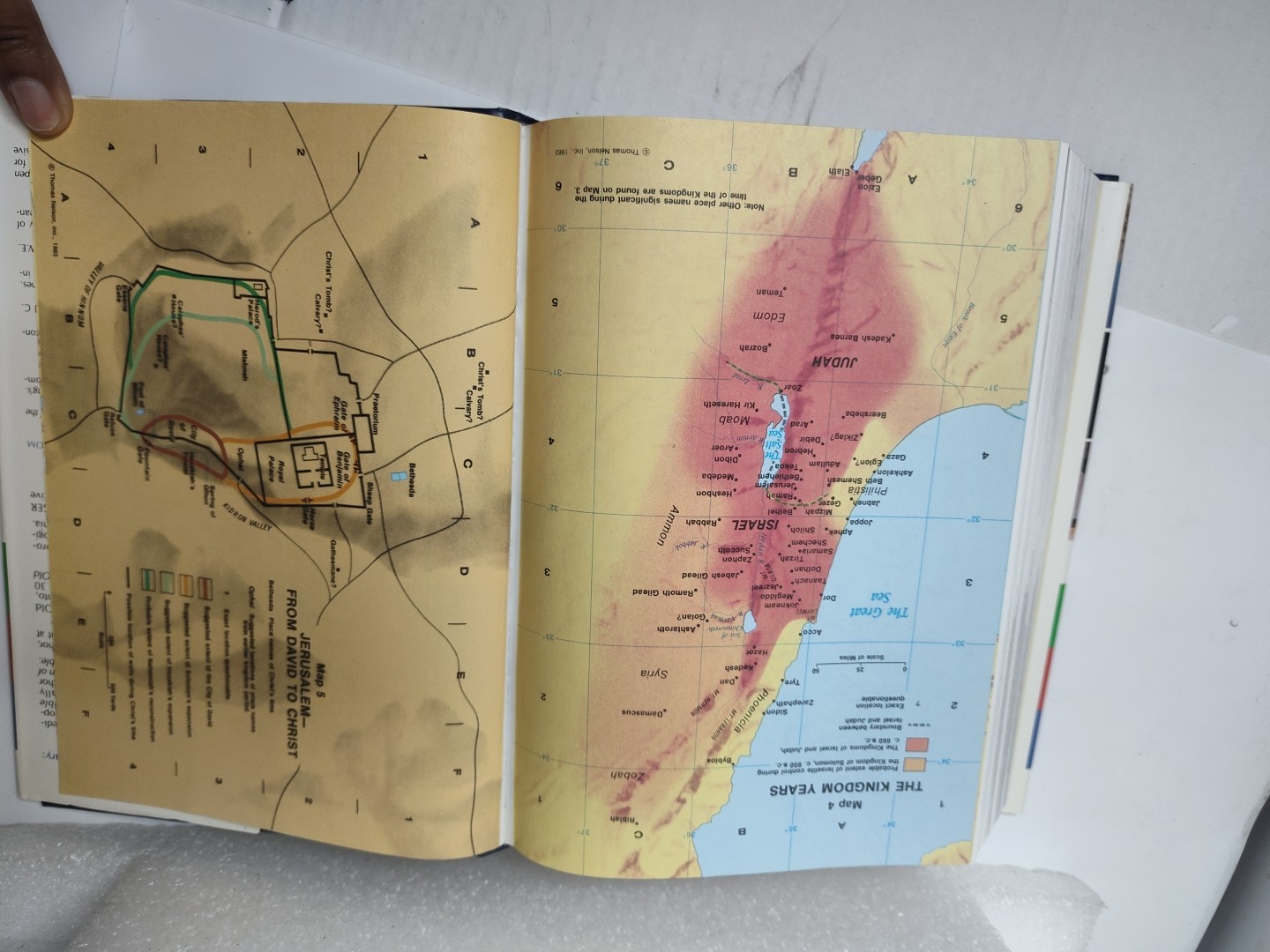 Nelson’s Illustrated Bible Dictionary / 1986 Hardcover Dustcover Cross Reference