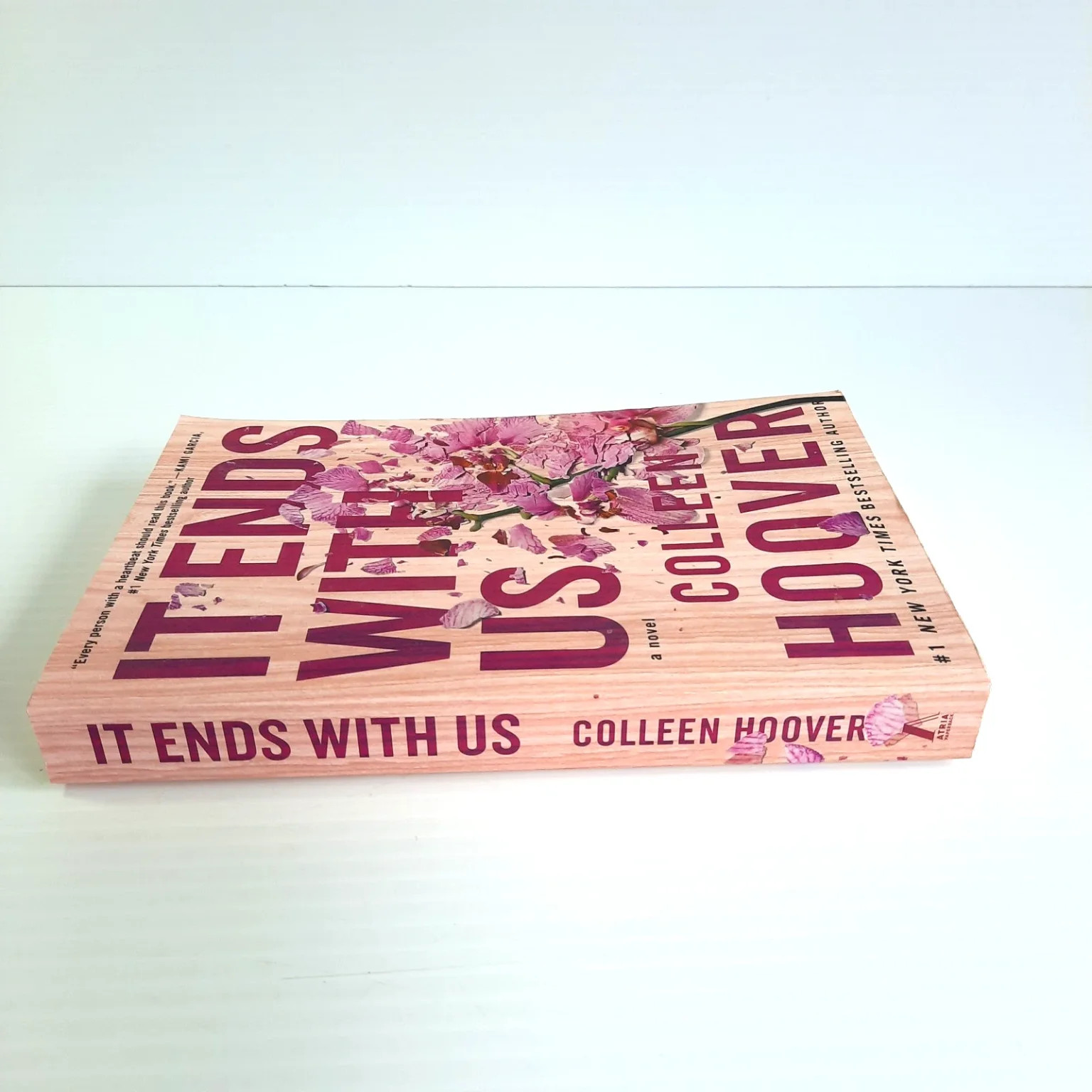 It Ends With Us Colleen Hoover 2016 First Atria Paperback Edition Romance Novel
