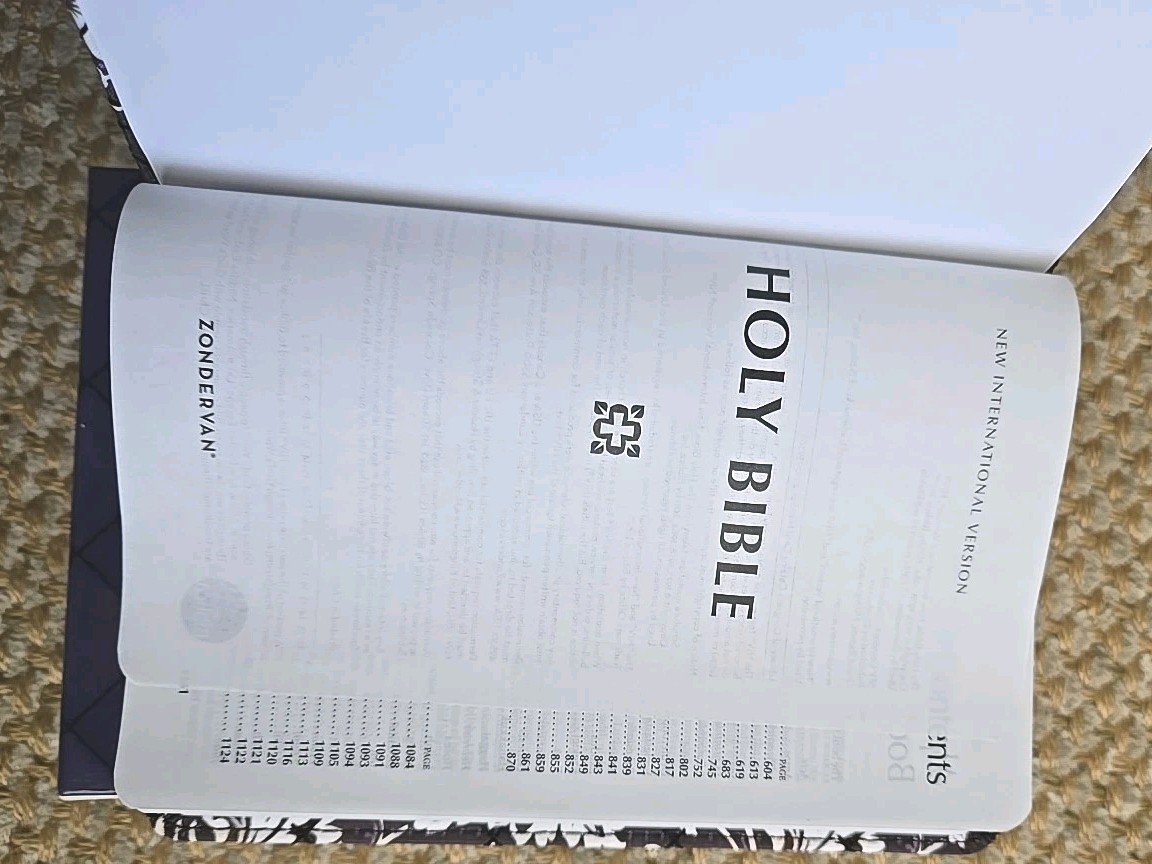 NIV QUILTED COLLECTION BIBLE, COMPACT By Zondervan