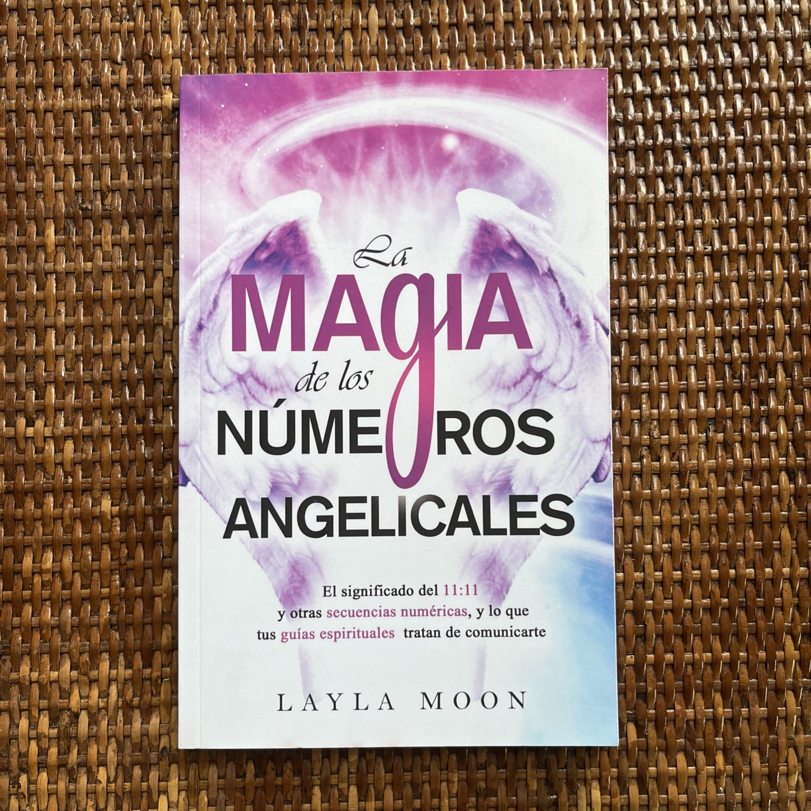 Layla Moon Books – Lot Of 3 – Paperback – Números Angelicales- El Único Libro –