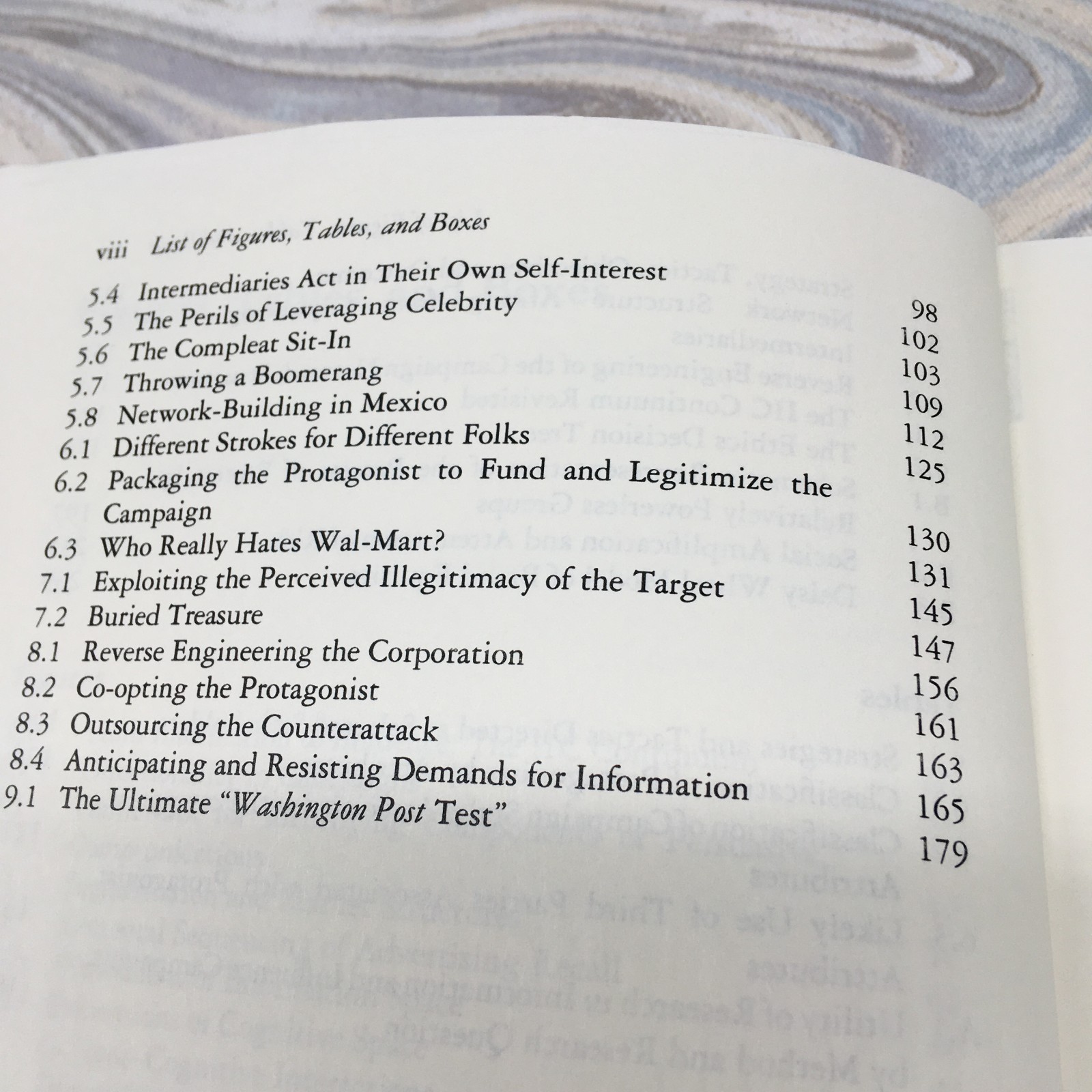 STRATEGY IN INFORMATION AND INFLUENCE CAMPAIGNS By Jarol B. Manheim Very Good