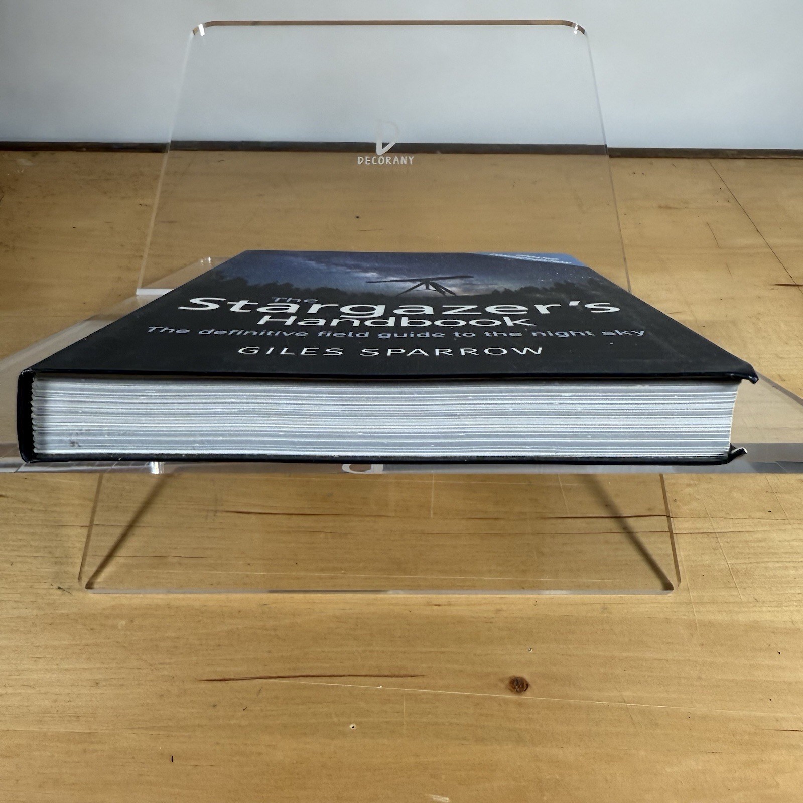 The Stargazer’s Handbook: The Definitive Field Guide – By Giles Sparrow