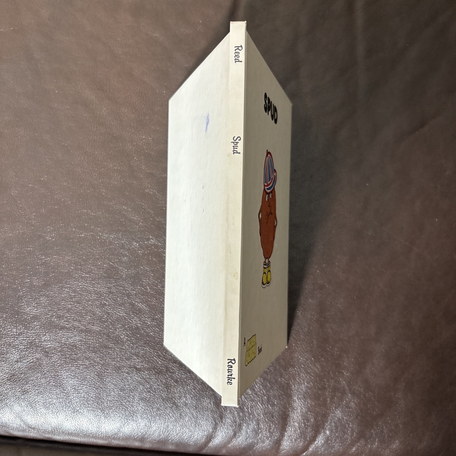 1981 SPUD A Munch Bunch Book Hardcover by Giles Reed