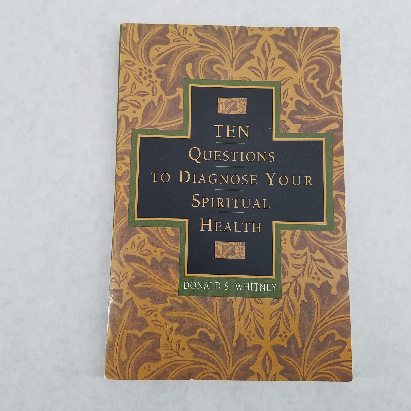 Donald S. Whitney Lot of 2 Softcovers – Spiritual Disciplines & Ten Questions