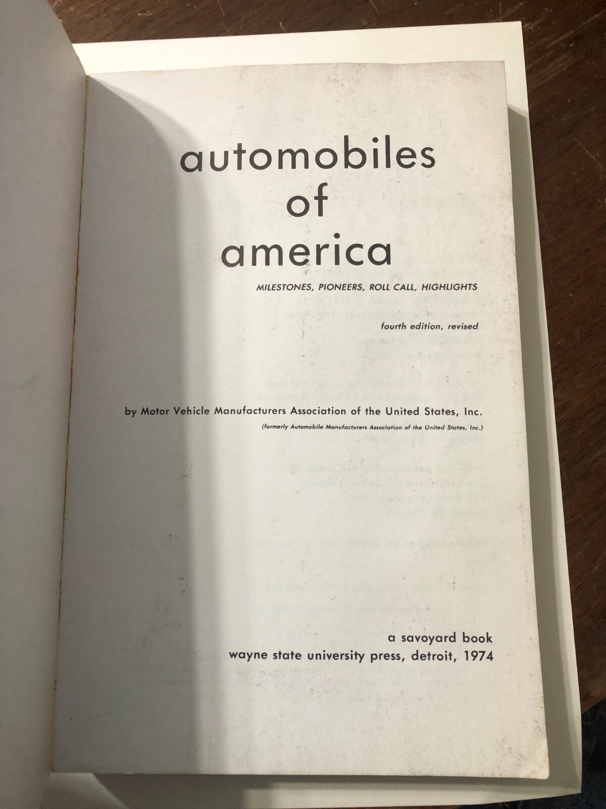 Automobiles of America (1974) Automobile Mfg. Assoc. Softcover Book 301 Pages