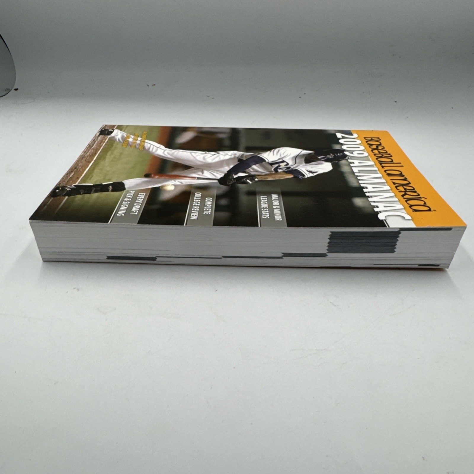 Baseball America 2009 Almanac : A Comprehensive Review of the 2008 Season