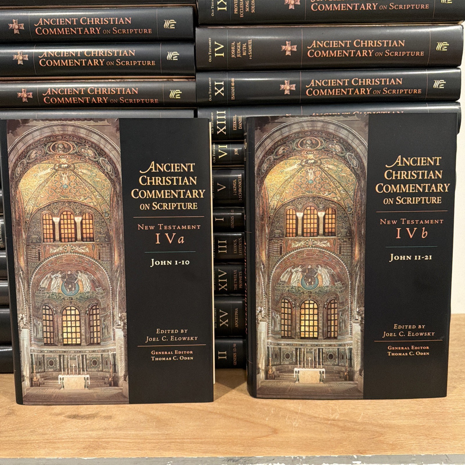 The Ancient Christian Commentary on Scripture [29 Volume Set] Hard Cover.
