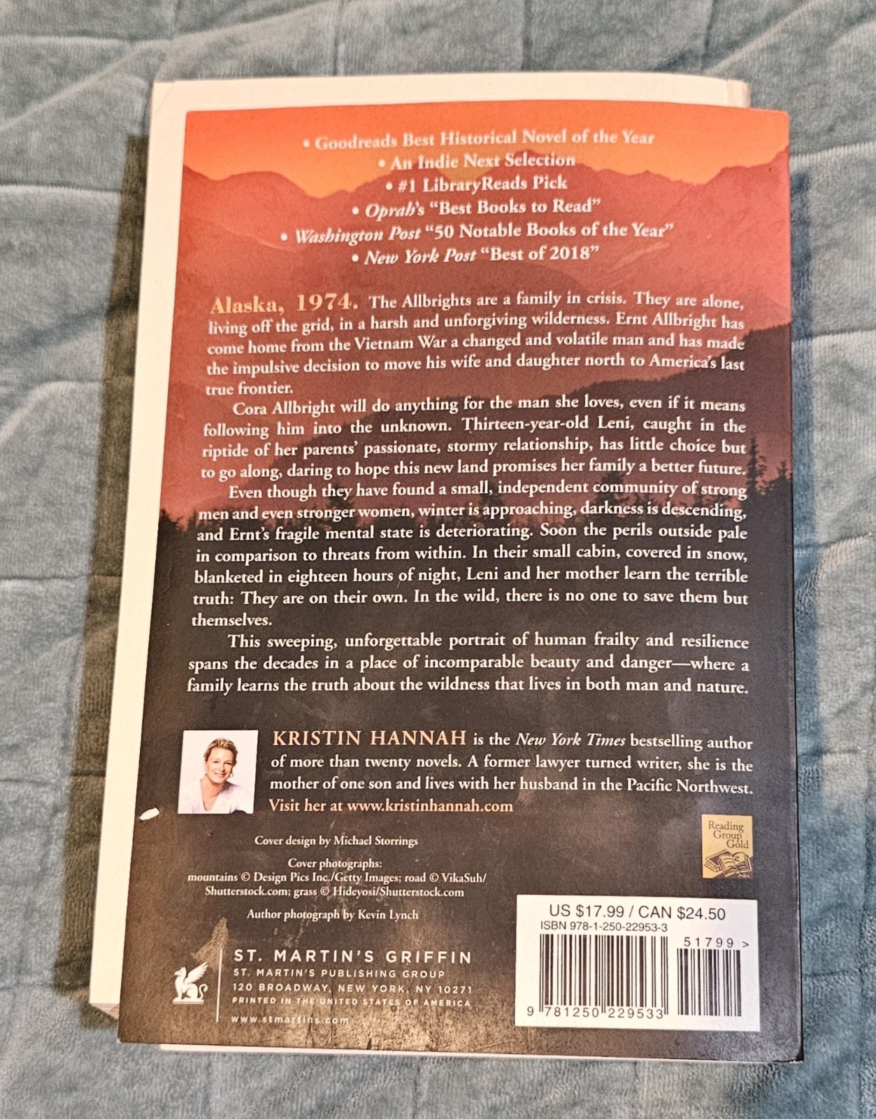 Great Alone : A Novel by Kristin Hannah (2019, Trade Paperback)
