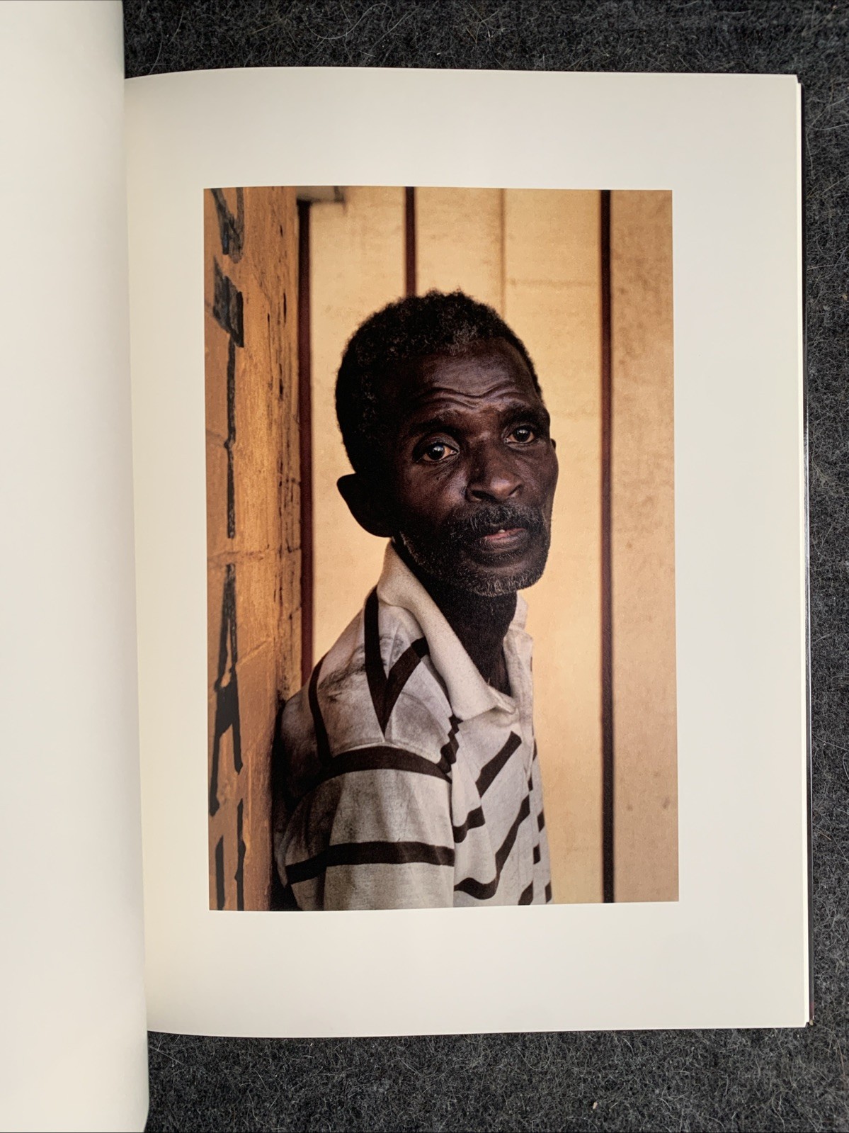 Robert Bergman : Selected Portraits [PB, Essay: David Levi Strauss] : VGC