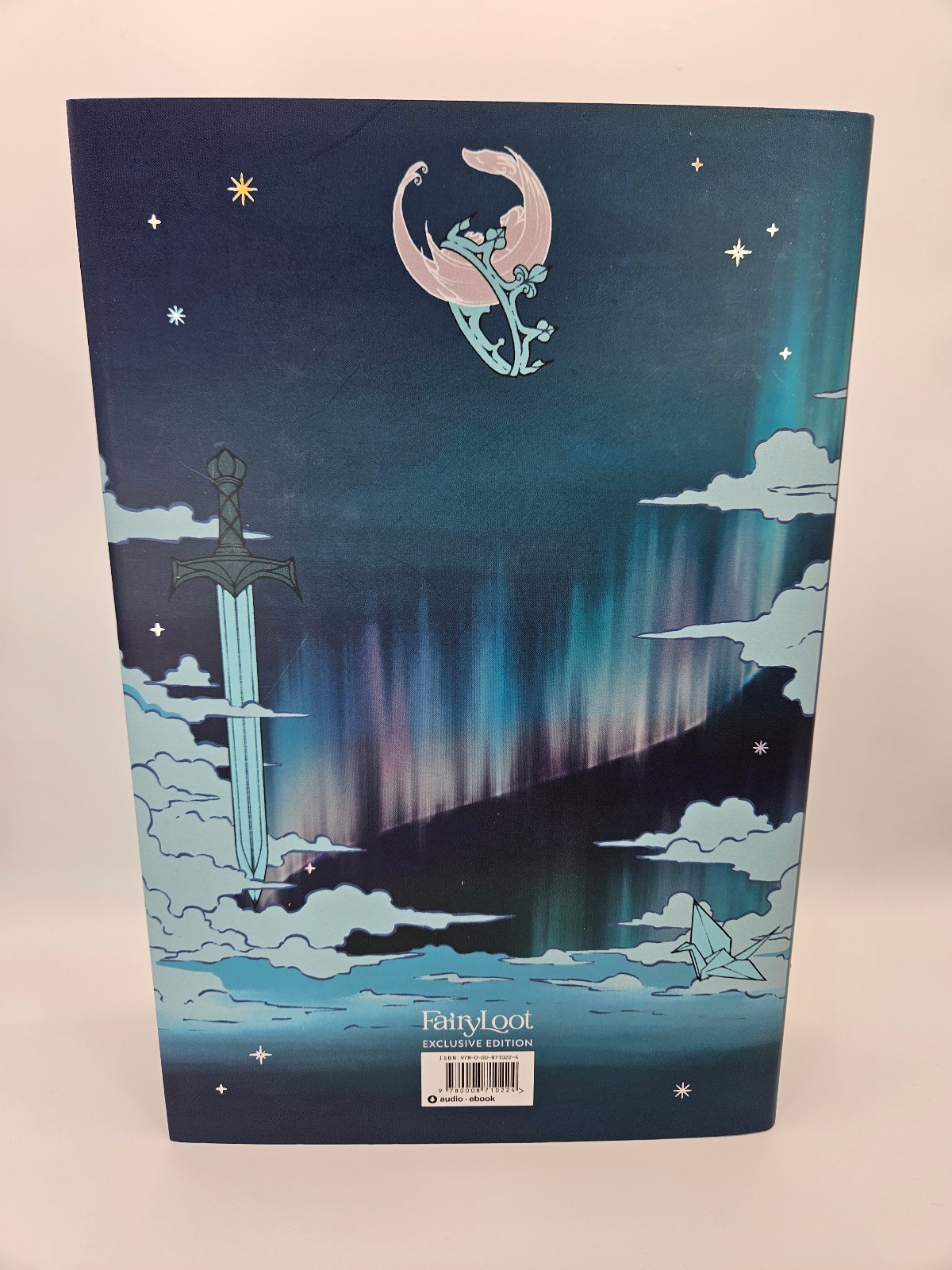 {Signed} When The Moon Hatched – Sarah A Parker {Fairyloot} + {Owlcrate Tote}
